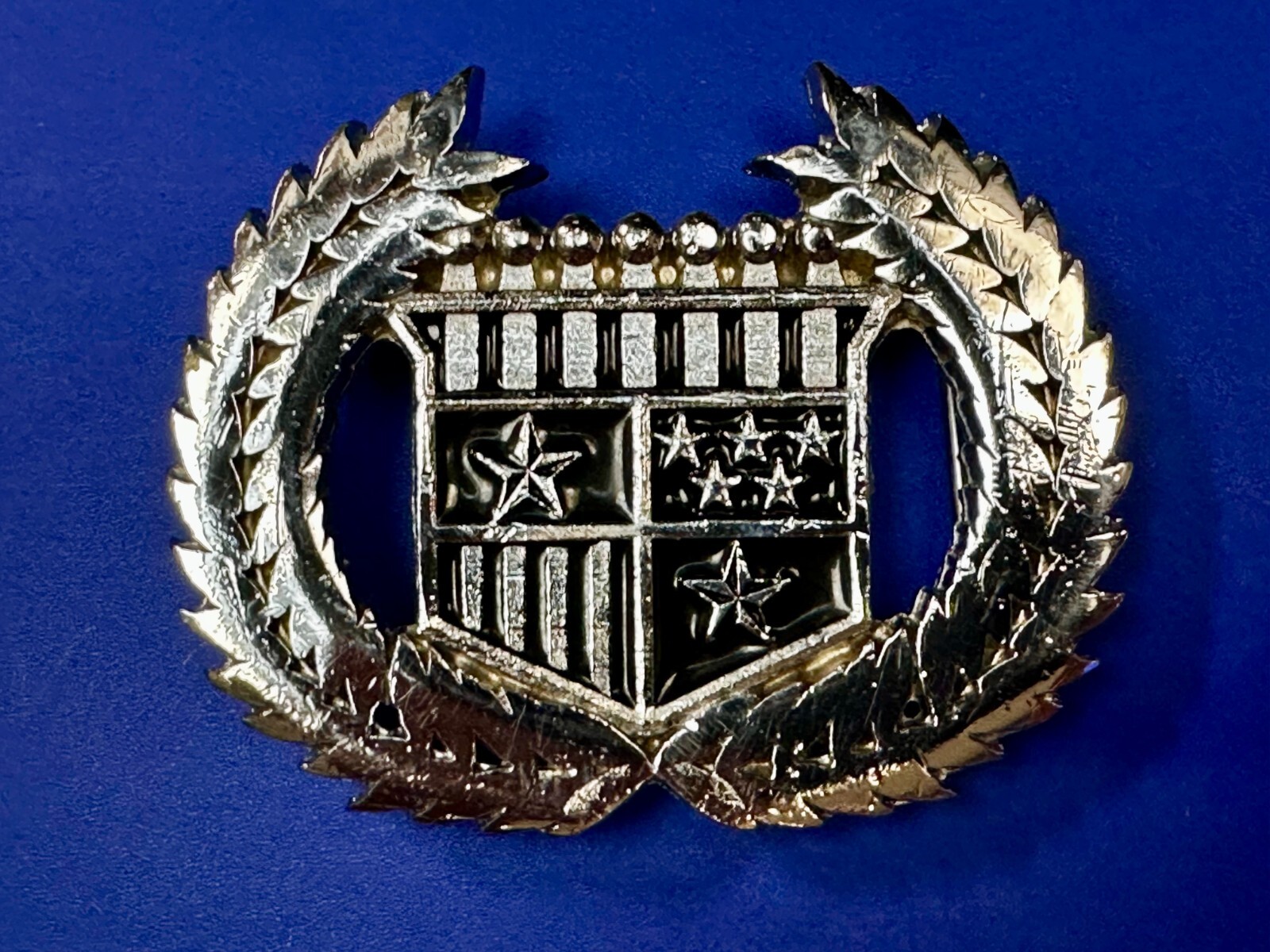 Cadillac Style Crown & Leaf Symbol Silver Tone Cutout Belt Buckle – 2002 Mobtown