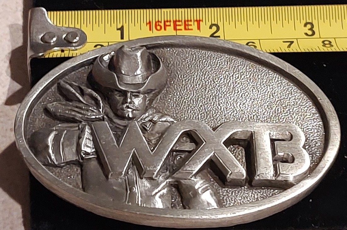 (27)Vintage 1985 Idea Craft Limited Edition Silvertone Belt Buckle WXB 3&Prime;x2.2&Prime;