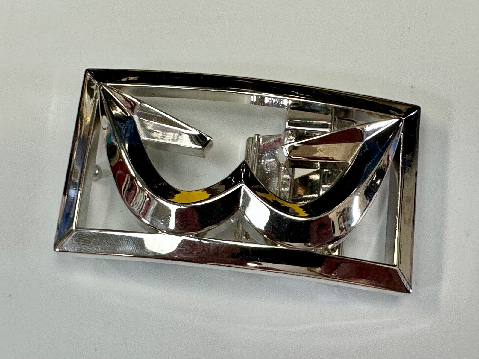 Unique See Through Dual Hook Pattern Silver Color Reflective Belt Buckle