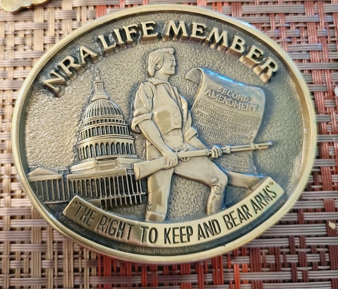 NRA LIFE MEMBER Oval Solid Brass « Right To Keep and Bear Arms » Belt Buckle
