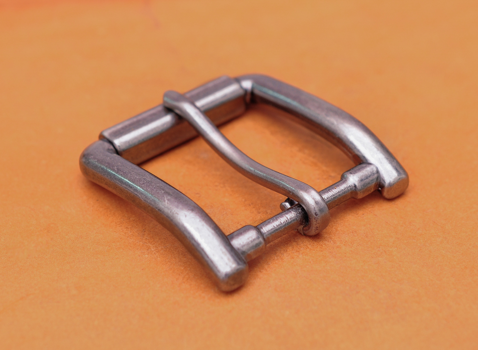 Antiqued Silver Single Prong Replacement Roller Belt Buckle Fits 40mm Belt Strap