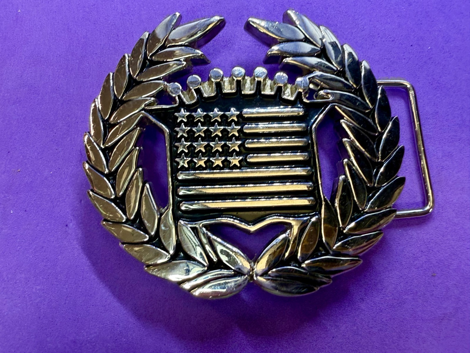 Cadillac Crown Logo Olive Branch Silver Color Belt Buckle Famous Stars & Stripes