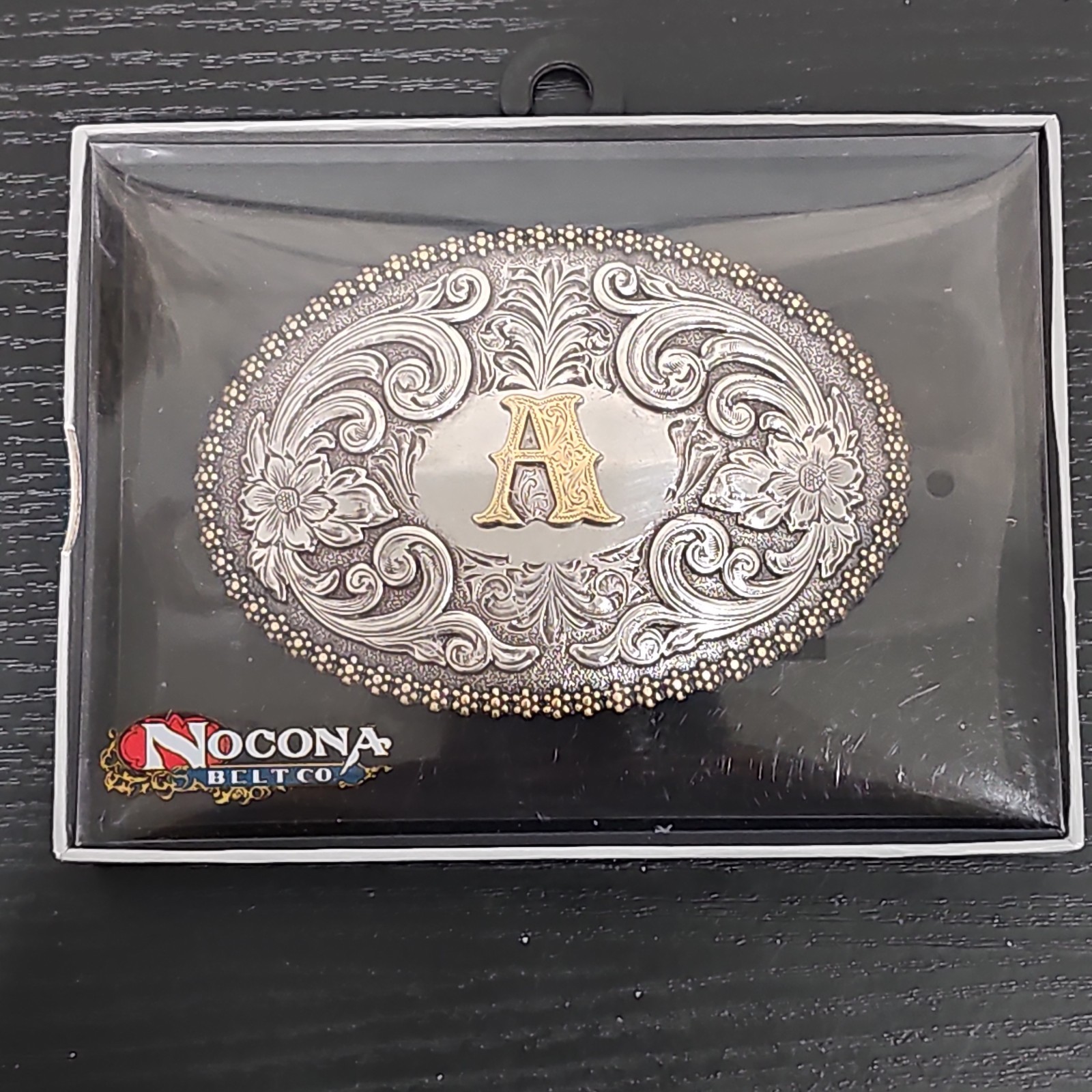 Western Nocona Antique Scroll & Initial Oval Belt Buckle Letter « A »