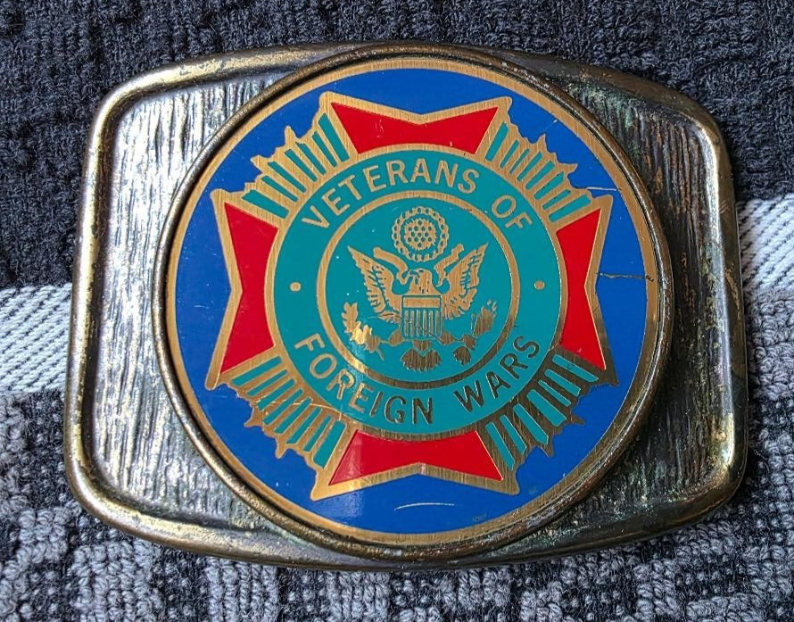 VINTAGE GOLDTONE VETERANS OF FOREIGN WARS BELT BUCKLE – 2 7/8&Prime;L