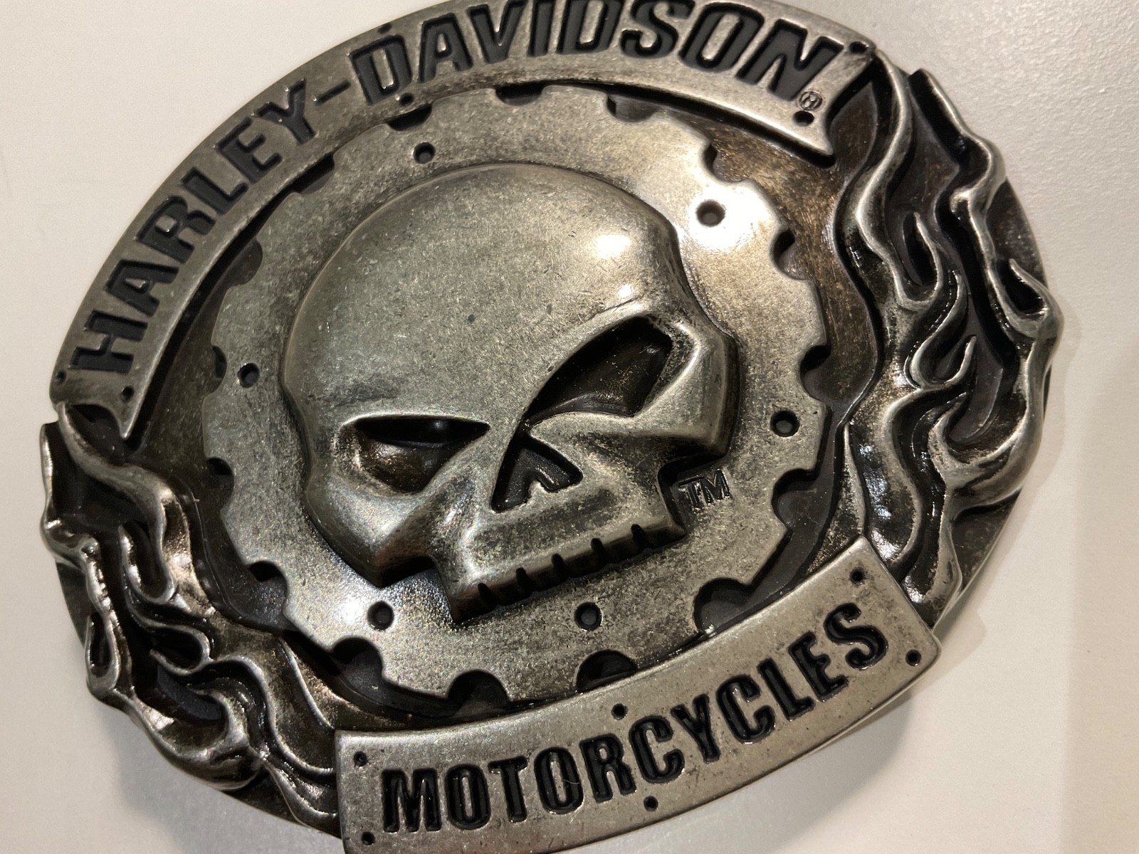 Harley-Davidson Willie G Skull, flame belt buckle #97669-11VM .Antique nickel .
