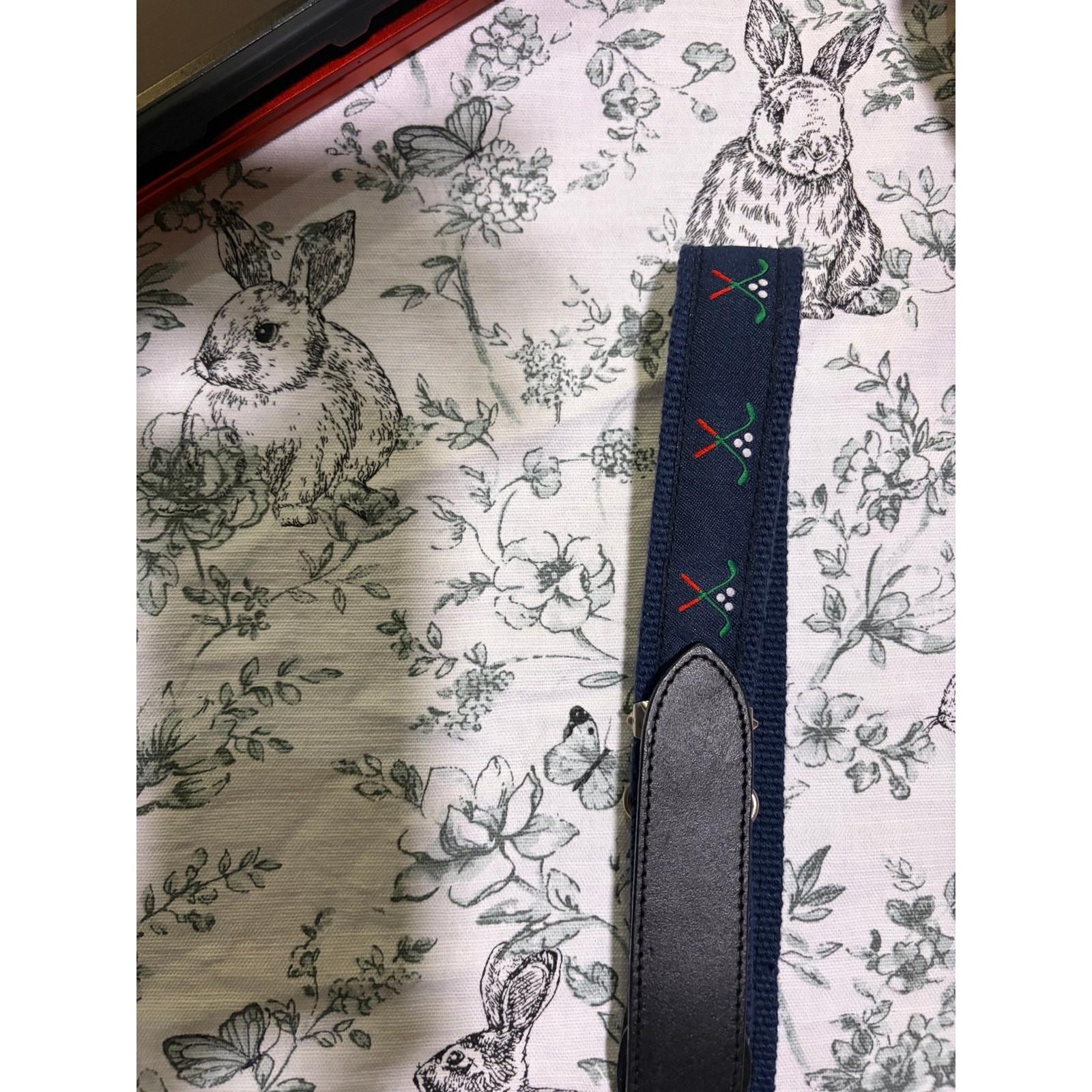 Mens belt with canvas golf clubs, navy with black leather and silver buckle NEW