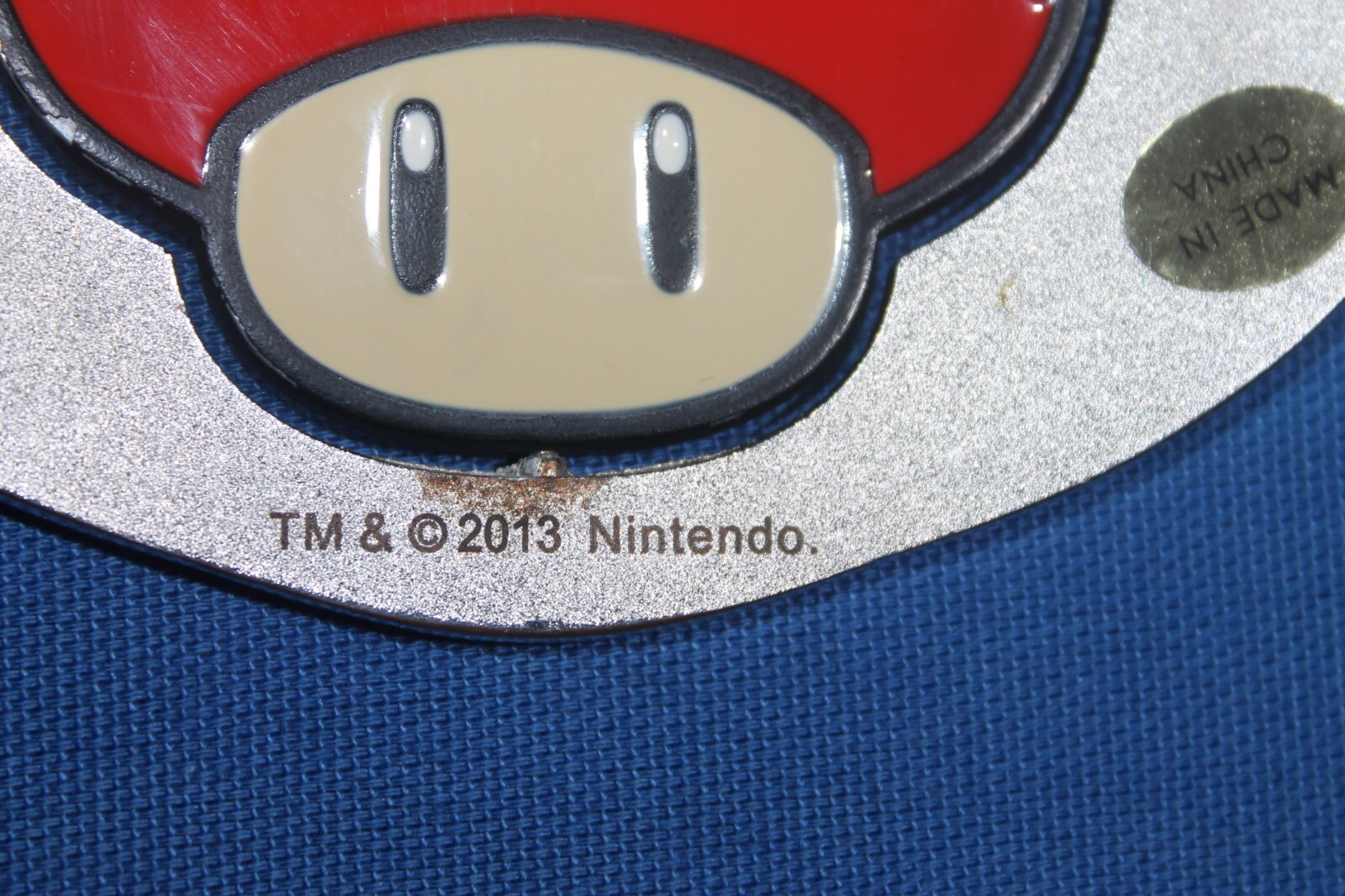 Nintendo 2013 Super Mario Reversible Mushroom Belt Buckle Green Red Enamel
