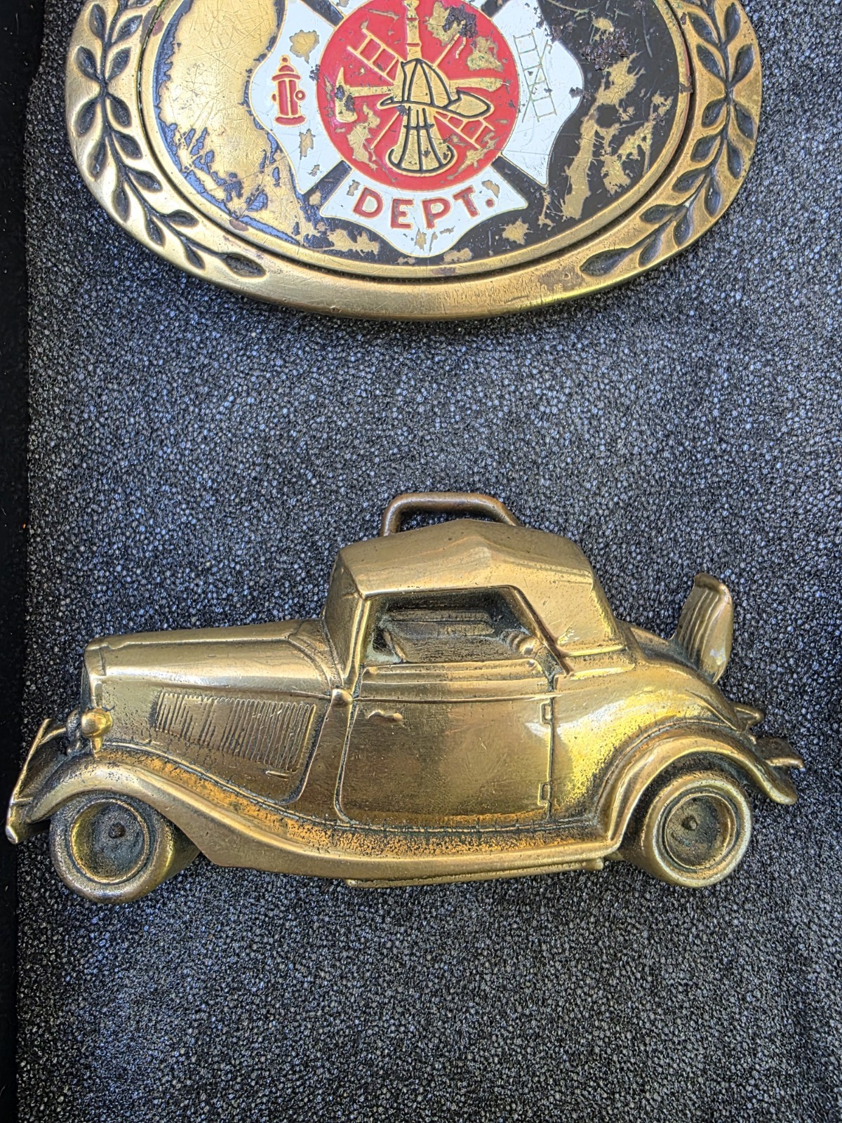 Lot of 8 Various Beltbuckles