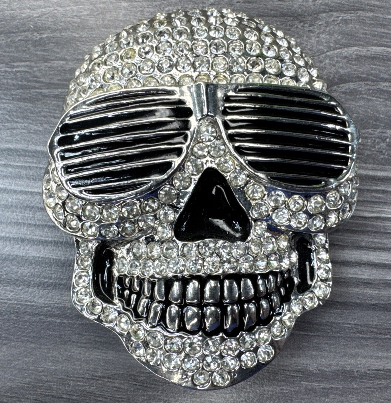 Skull Belt Buckle Wearing Sunglasses Silver Finish Clear Stone