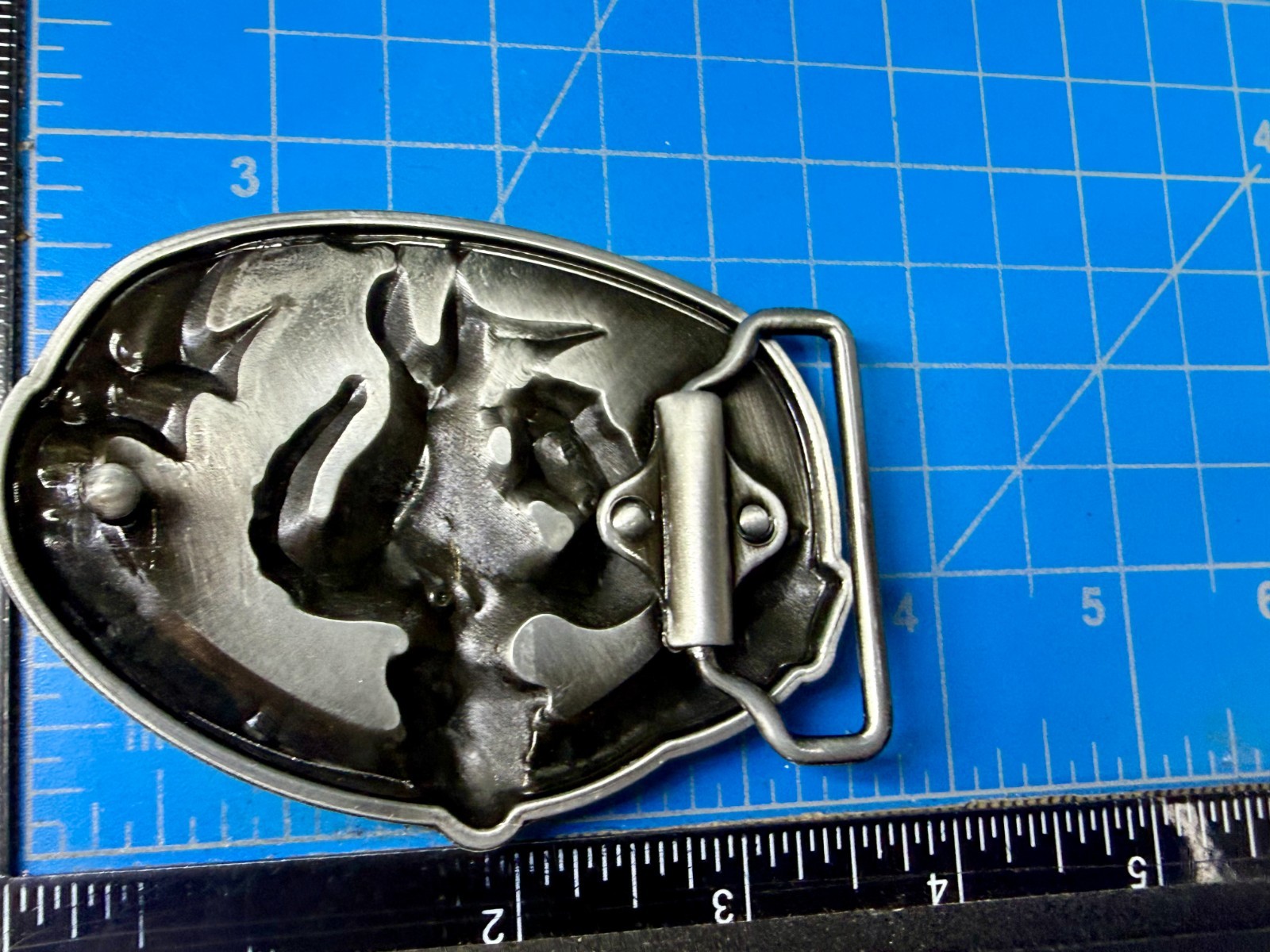 Construction Worker , Rooster Cock A Breed Apart Belt Buckle In New Condition!