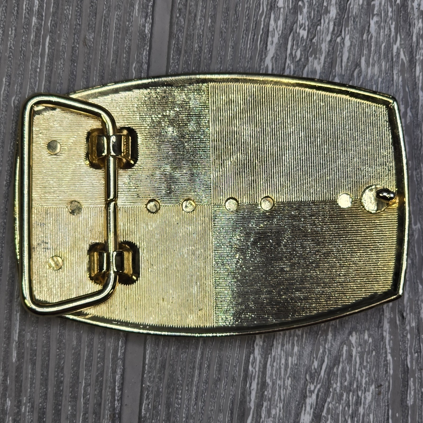 Belt Buckle Gold tone With Eternal Loop 3.5 X 2.25in Fits 1.5in Belt