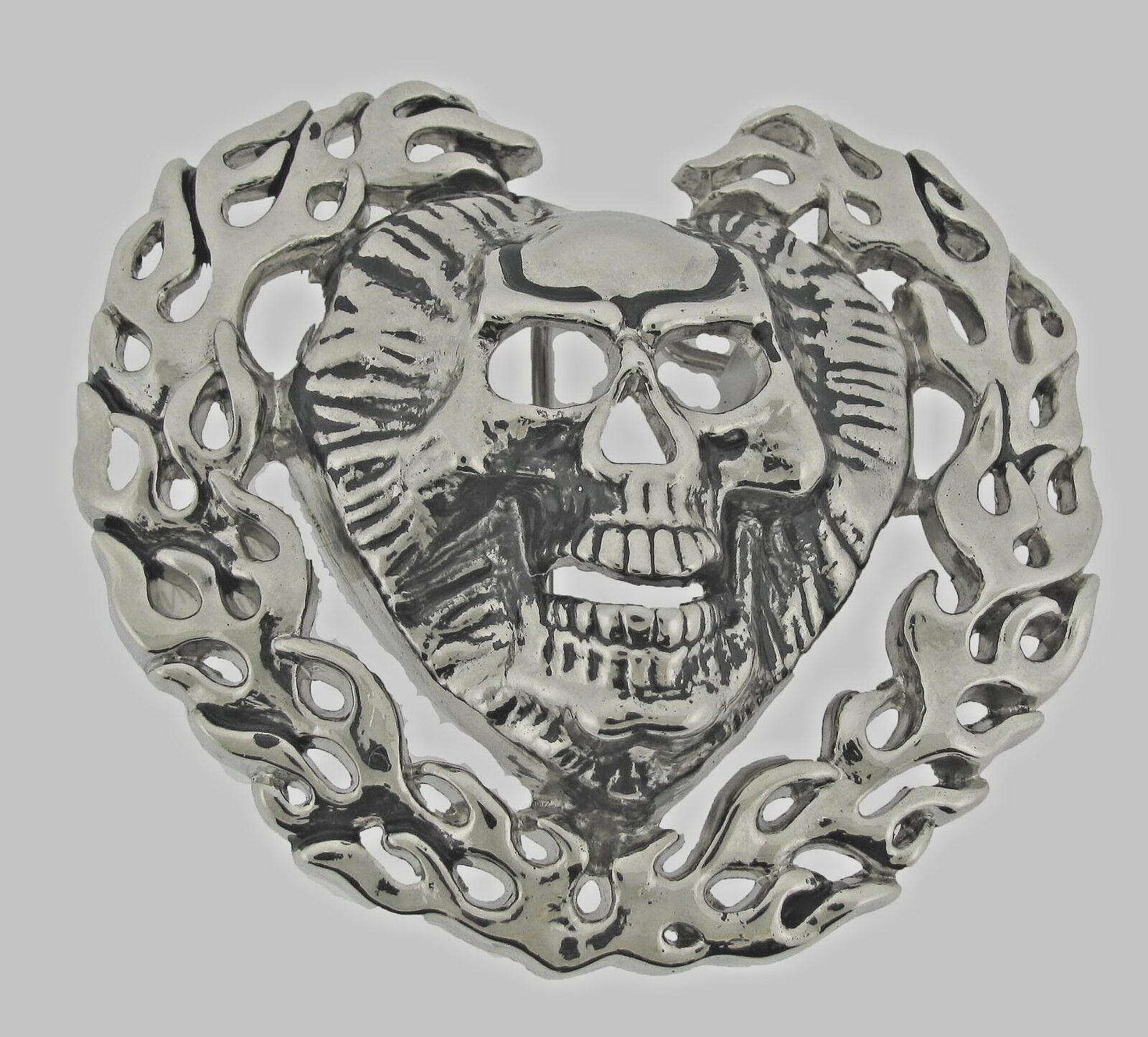 Skull Belt Buckles Silver Metal Heart Shaped Emblem Vintage Pirate Men Women
