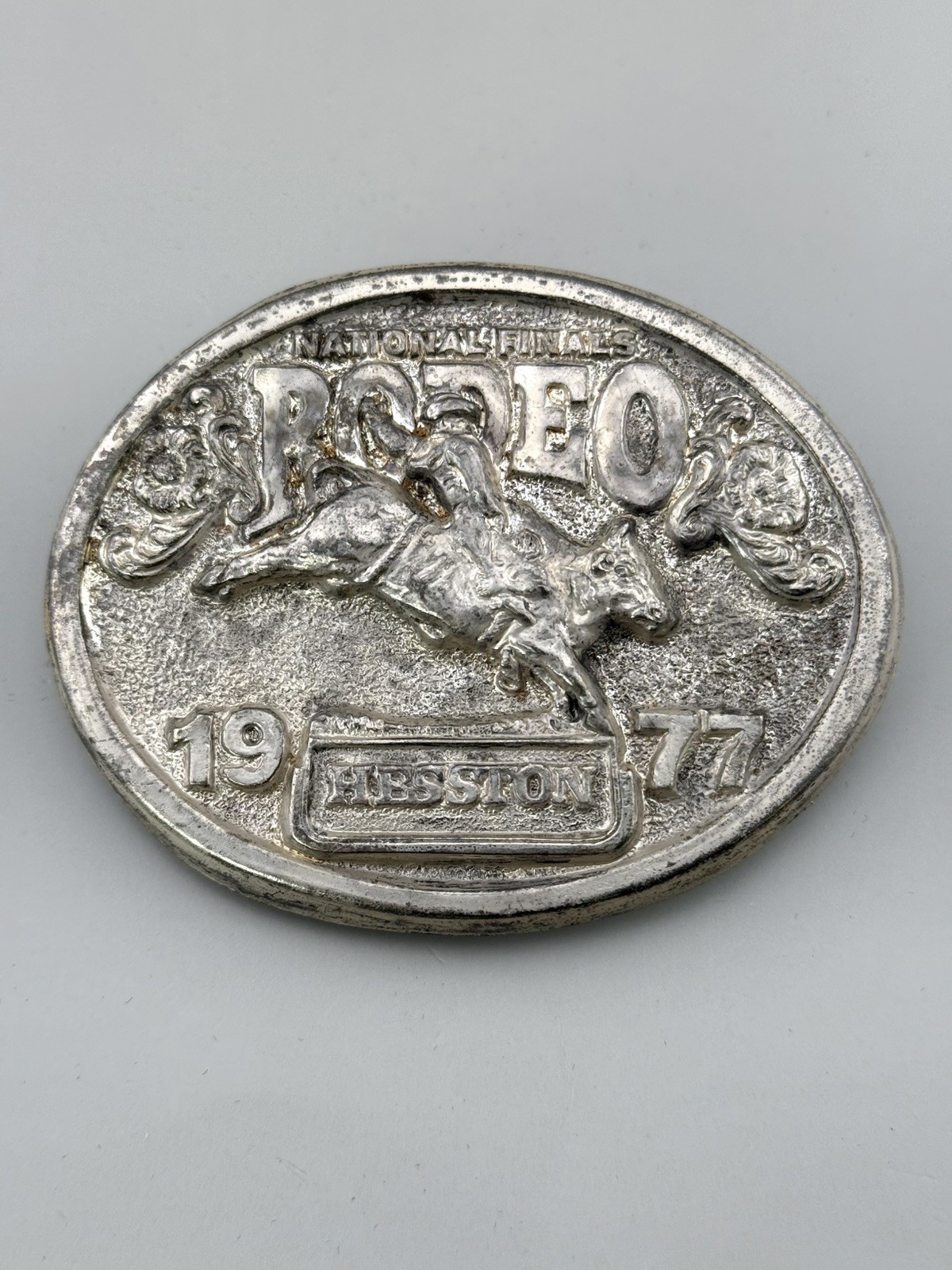 1977 Hesston Silver Award 655 NFR Rodeo Belt Buckle Bull Rider Cowboy