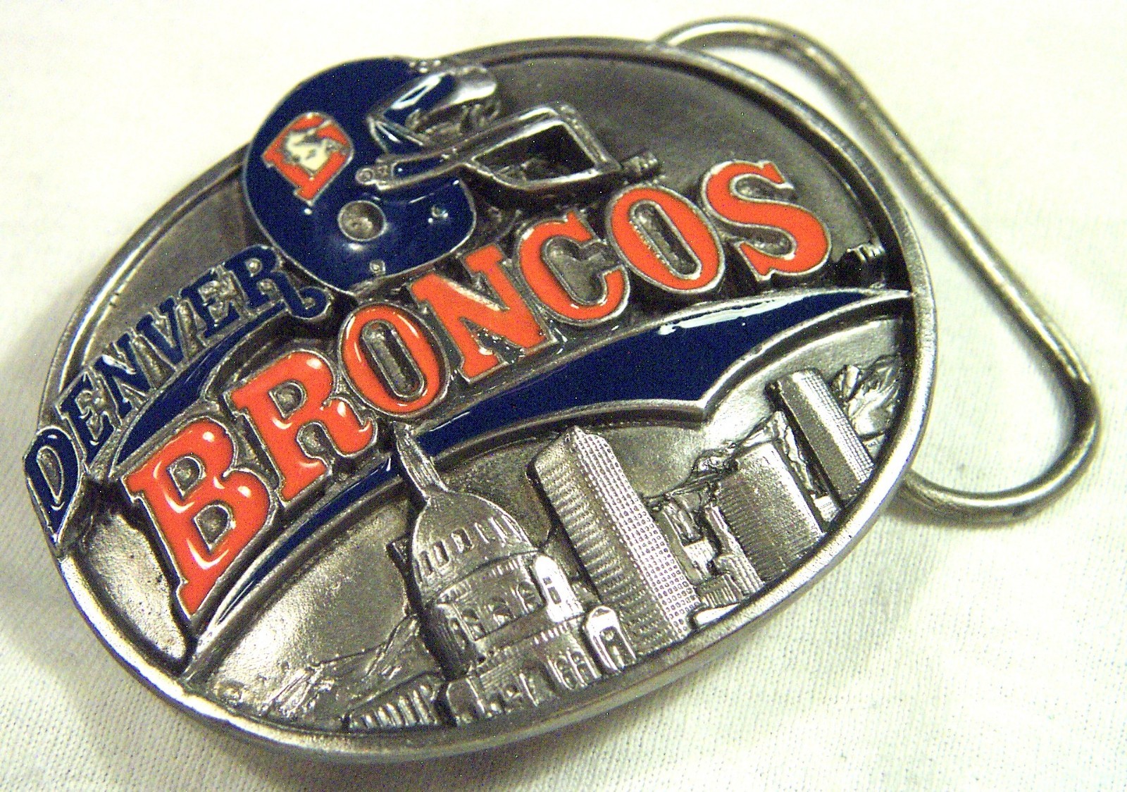 New Rare 1991 Denver BRONCOS NFL Belt Buckle – Limited Edition #2451 of 10,000