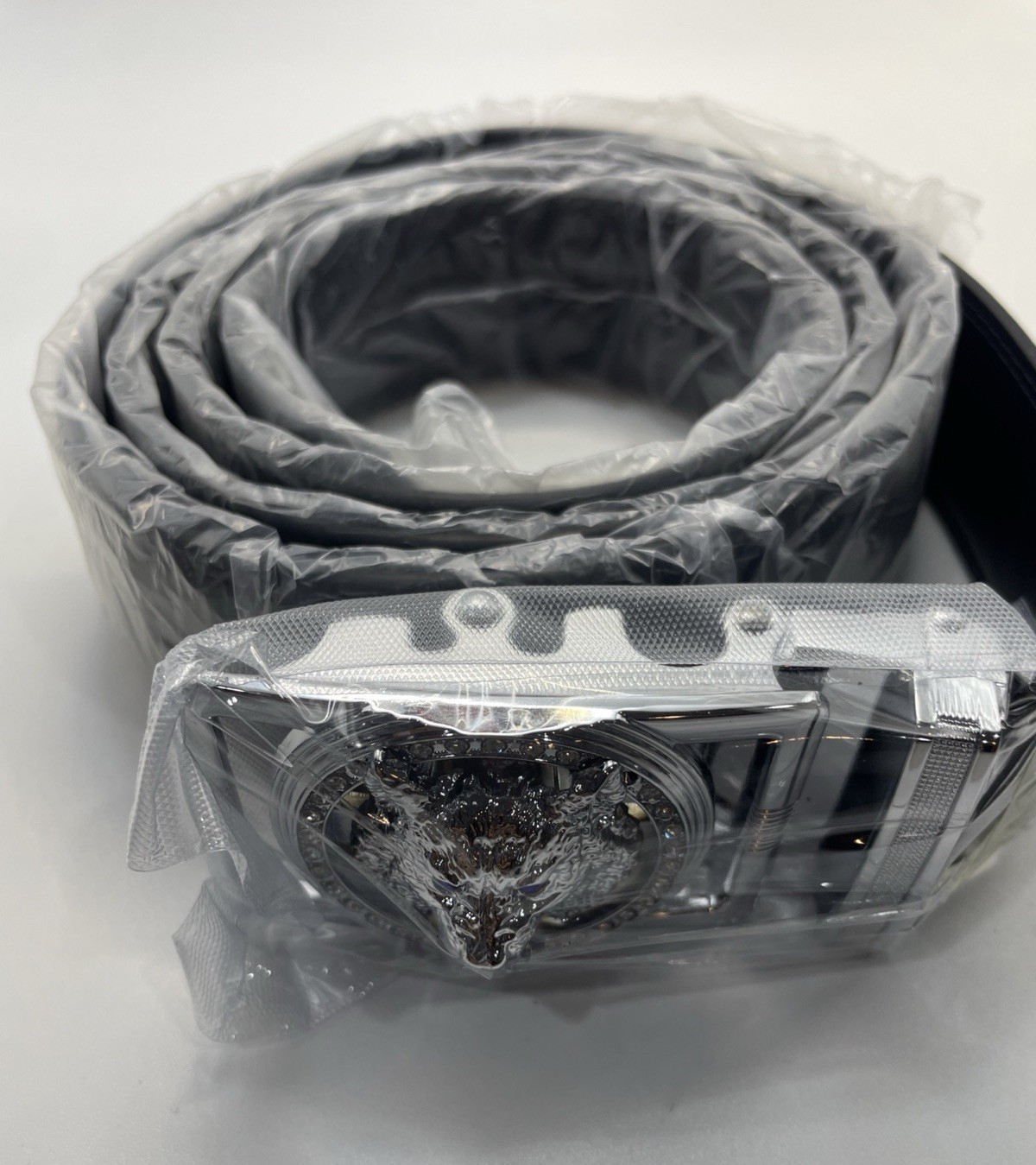 Men&rsquo;s Wolf Head Fashion Belt Silver Buckle Black