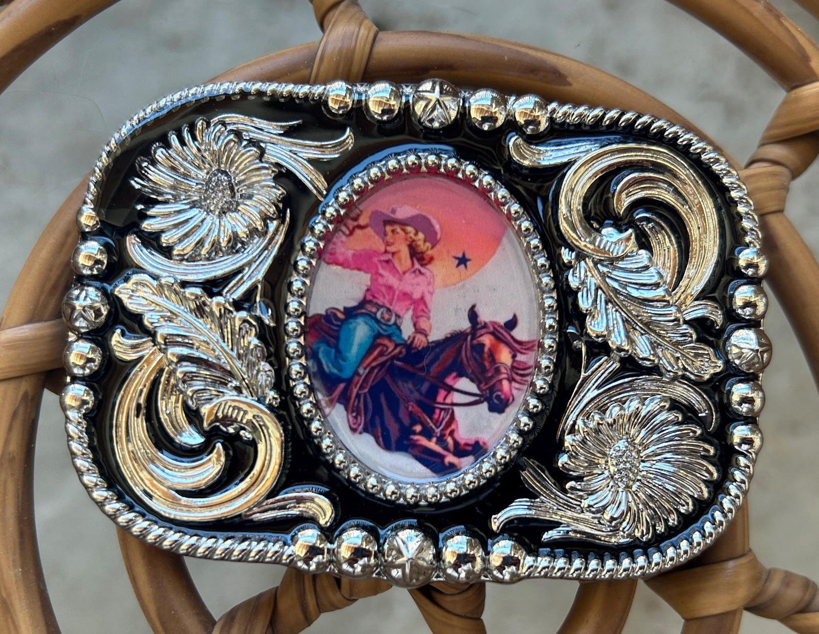 Vintage Style Pink Cowgirl Belt Buckle Western Rodeo Trophy for Women Gift Wear