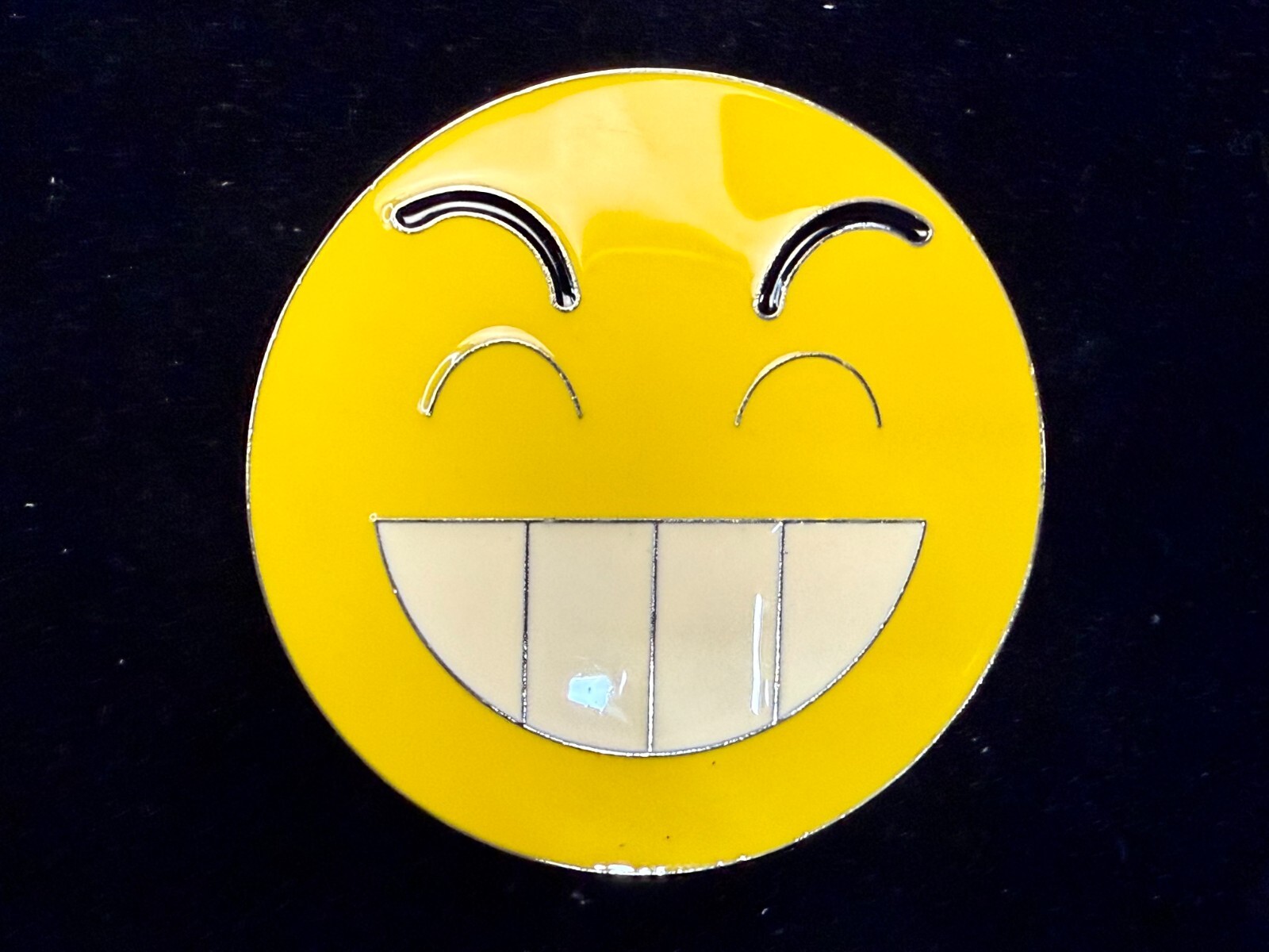 Grinning Smiley Face Yellow Emoji Funny Cool Novelty Round Large Belt Buckle