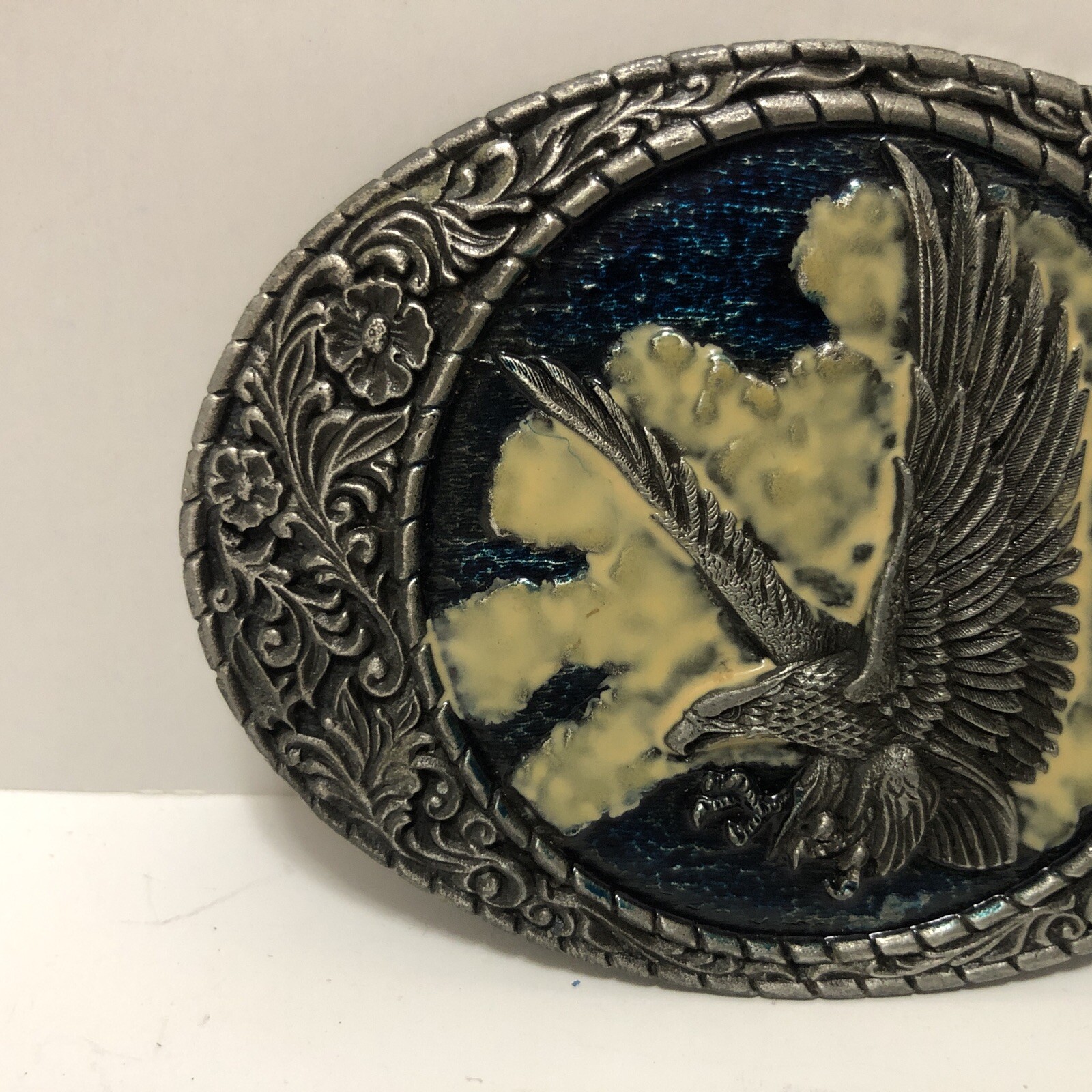 EAGLE BELT BUCKLE VINTAGE 1992 INDIANA METAL CRAFT