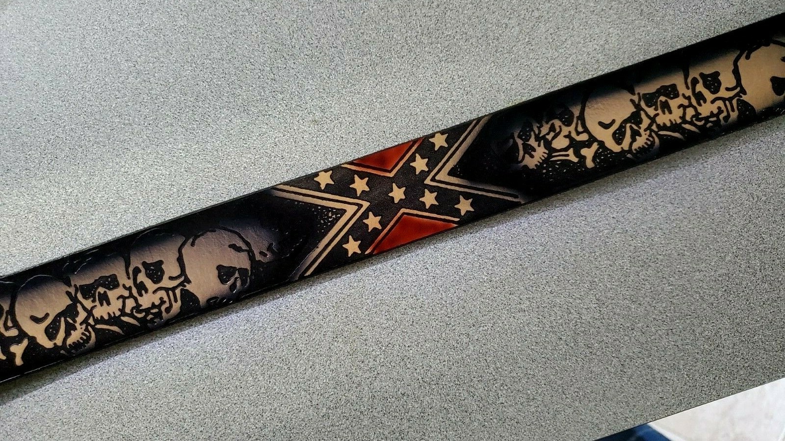 VINTAGE SCULL HIP HOP METAL RHINESTONES BUCKLE & Genuine Leather SCULL Belt