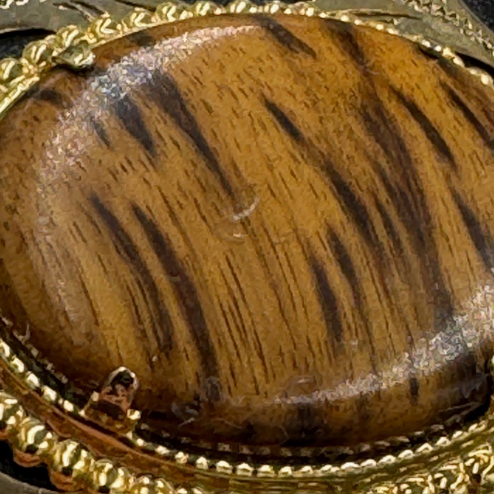 Myrtlewood Tiger Wood Style Gold Tone Western Scroll Belt Buckle Oval