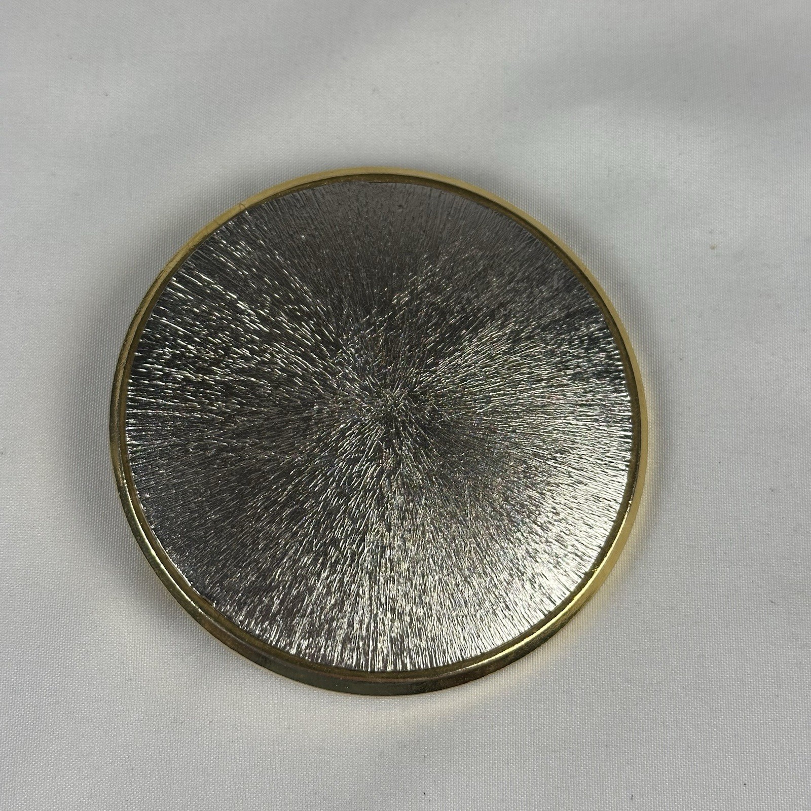 Vintage Style Sunburst Belt Buckle Round Silver Tone Etched Design