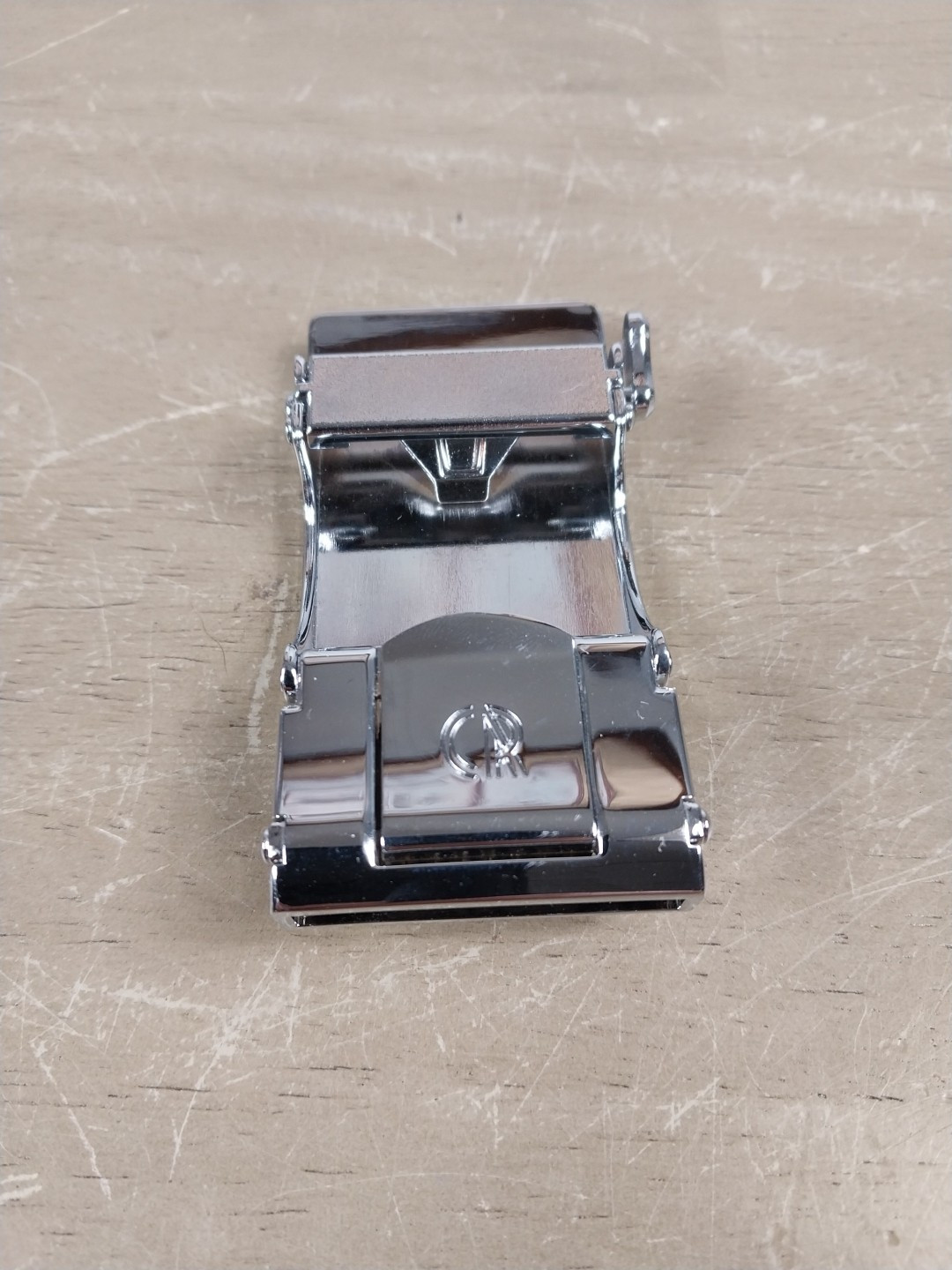 Chaoren Mens White Ratchet Belt Buckle 3-1/4 Long Fits 1-1/3-to-1-3/8 Belt