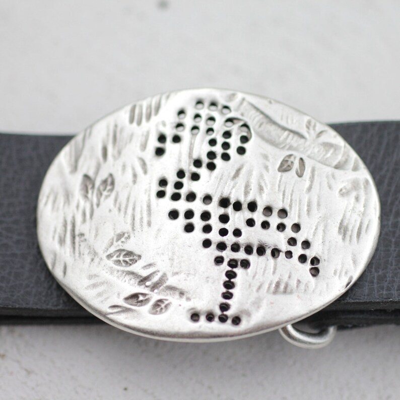 Modernist Flamingo Print Belt Buckle Oval Shape in Antique Silver for Belts