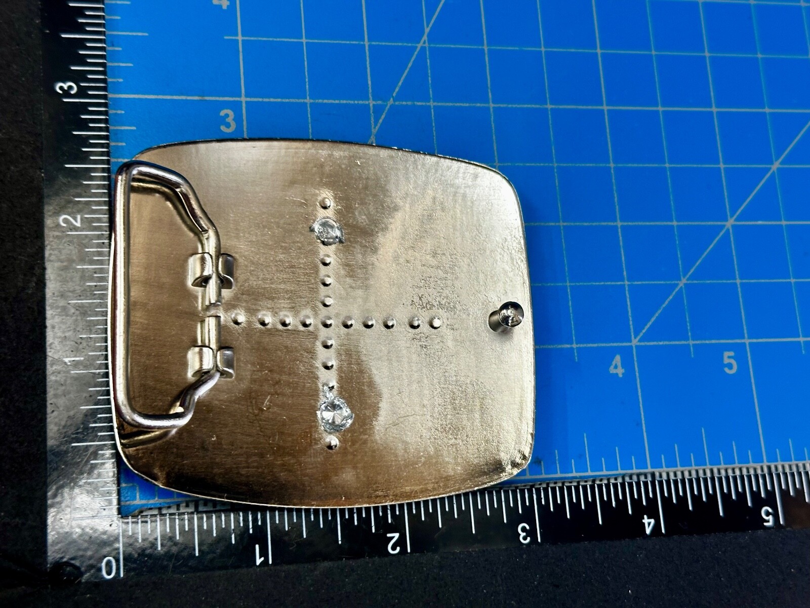 Custom Initial Letter J Silver Tone Outlined Reflective Men Women Belt Buckle