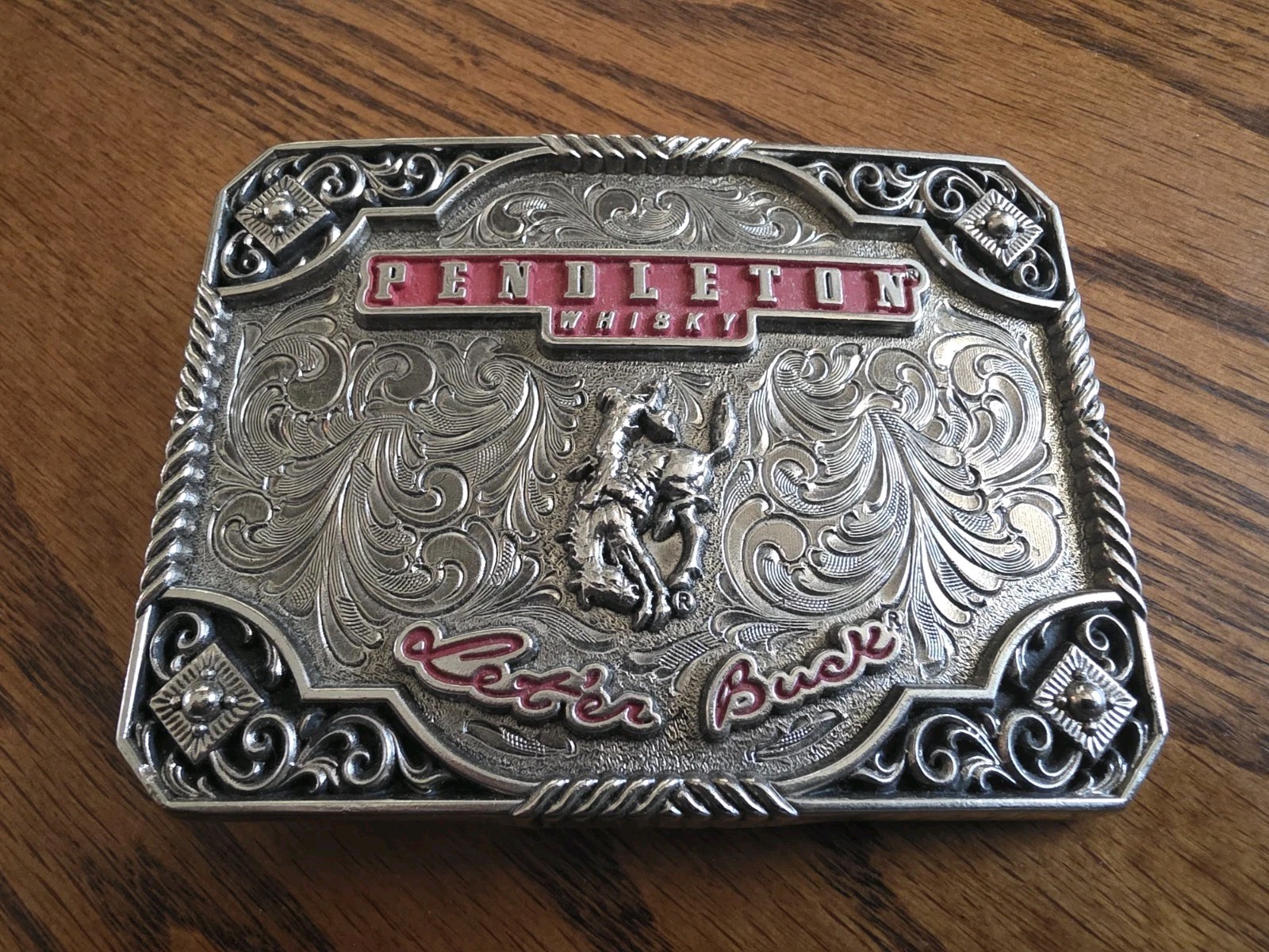 2019 Pendleton Whisky Belt Buckle Let&rsquo;er Buck Montana Silversmiths – RARE