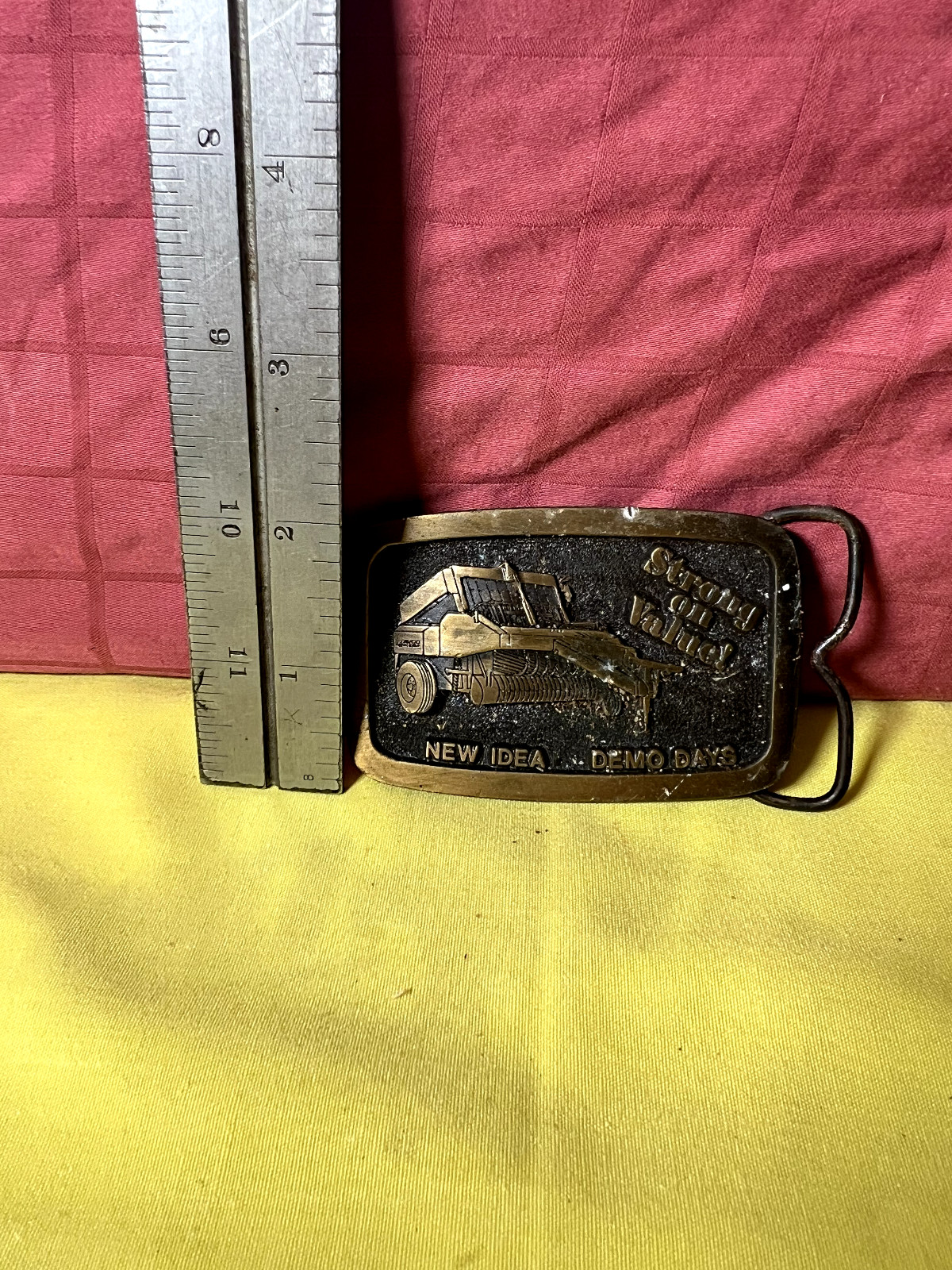 New Idea Demo Days Strong on Value Belt Buckle SpecCast ~ 6449