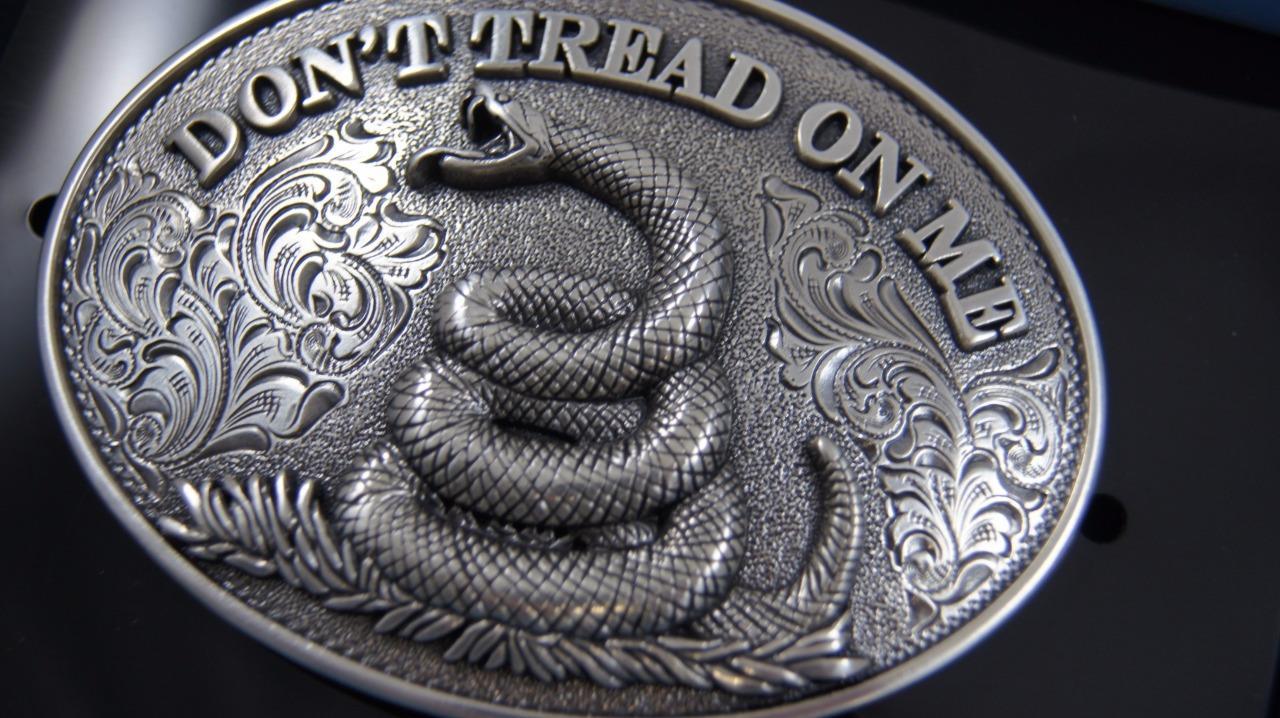 Nocona Western Belt Buckle DON&rsquo;T TREAD ON ME Snake Silver Tone 37109
