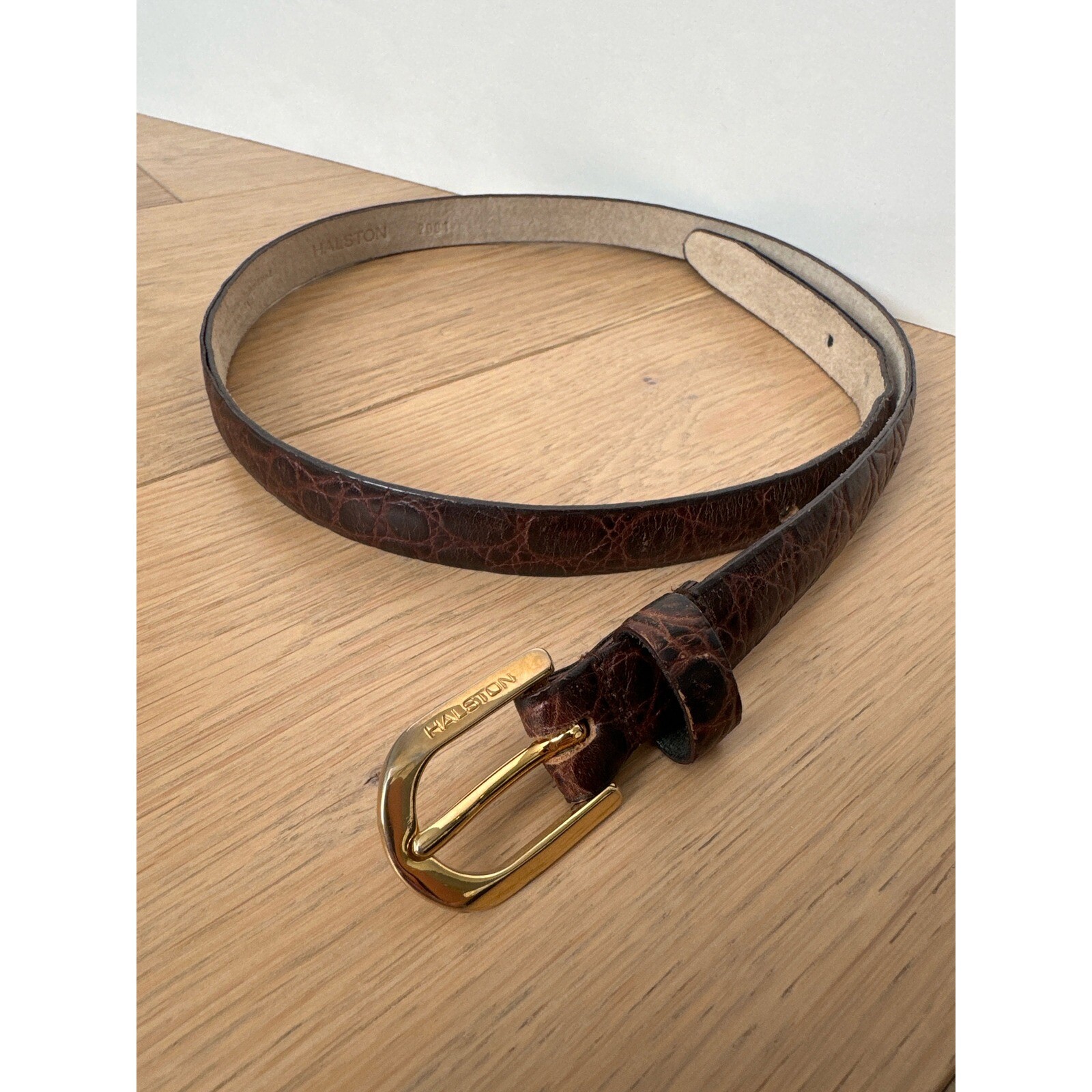 HALSTON brown leather belt with solid brass gold tone buckle