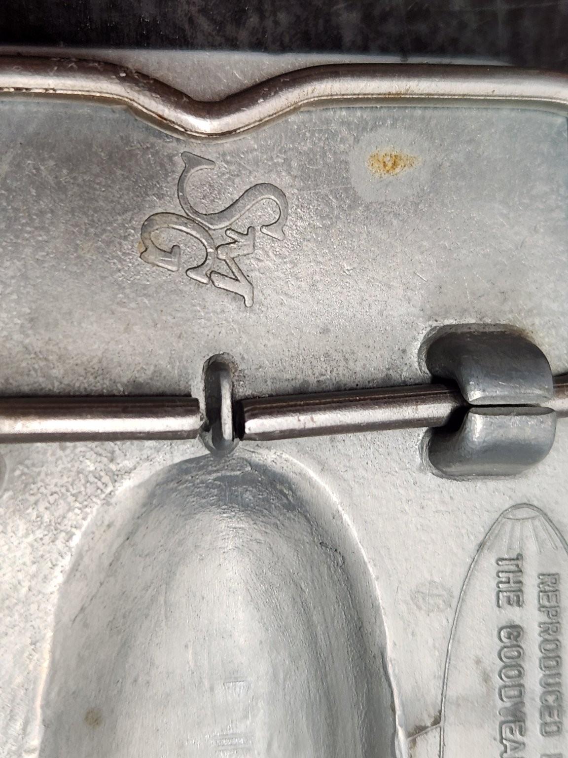 Goodyear Belt Buckle Blimp Zeppelin Silver Tone 1974 Vintage