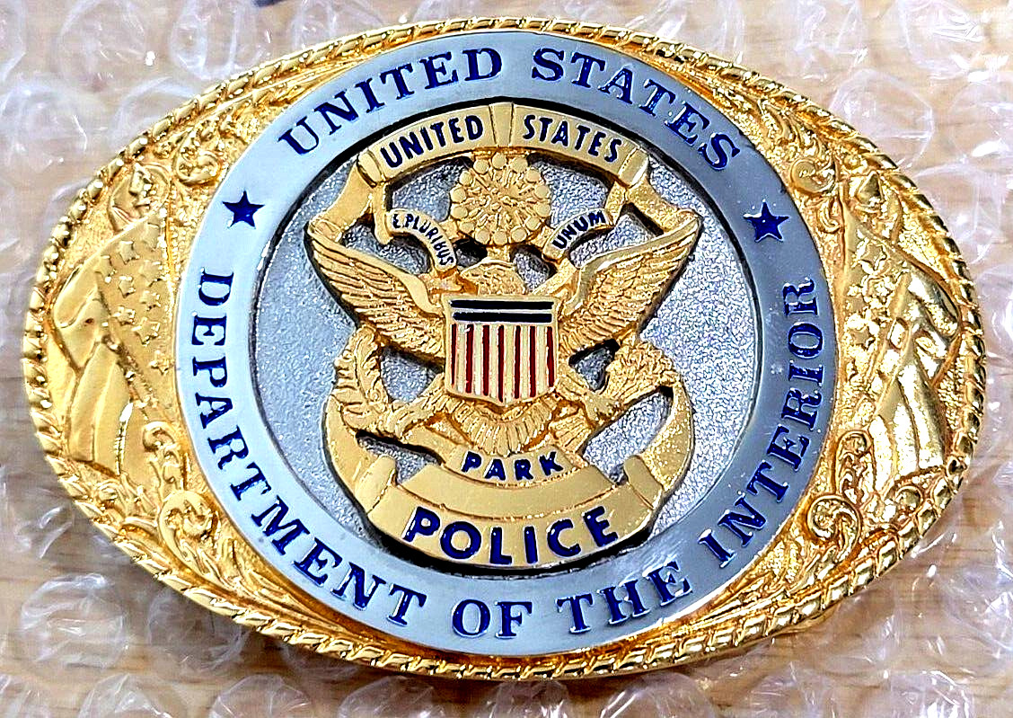 MUST SEE CREAM PUFF DEPARTMENT OF THE INTERIOR PARKS POLICE BELT BUCKLE X12/H