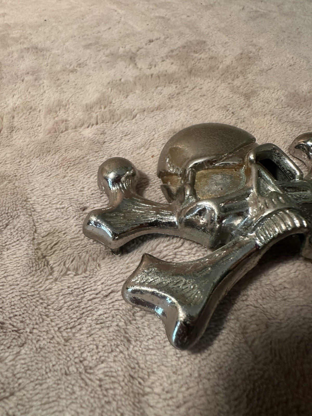Men&rsquo;s Skull & Crossbones Western Metal Belt Buckle, Silver Tone, 1.5 in