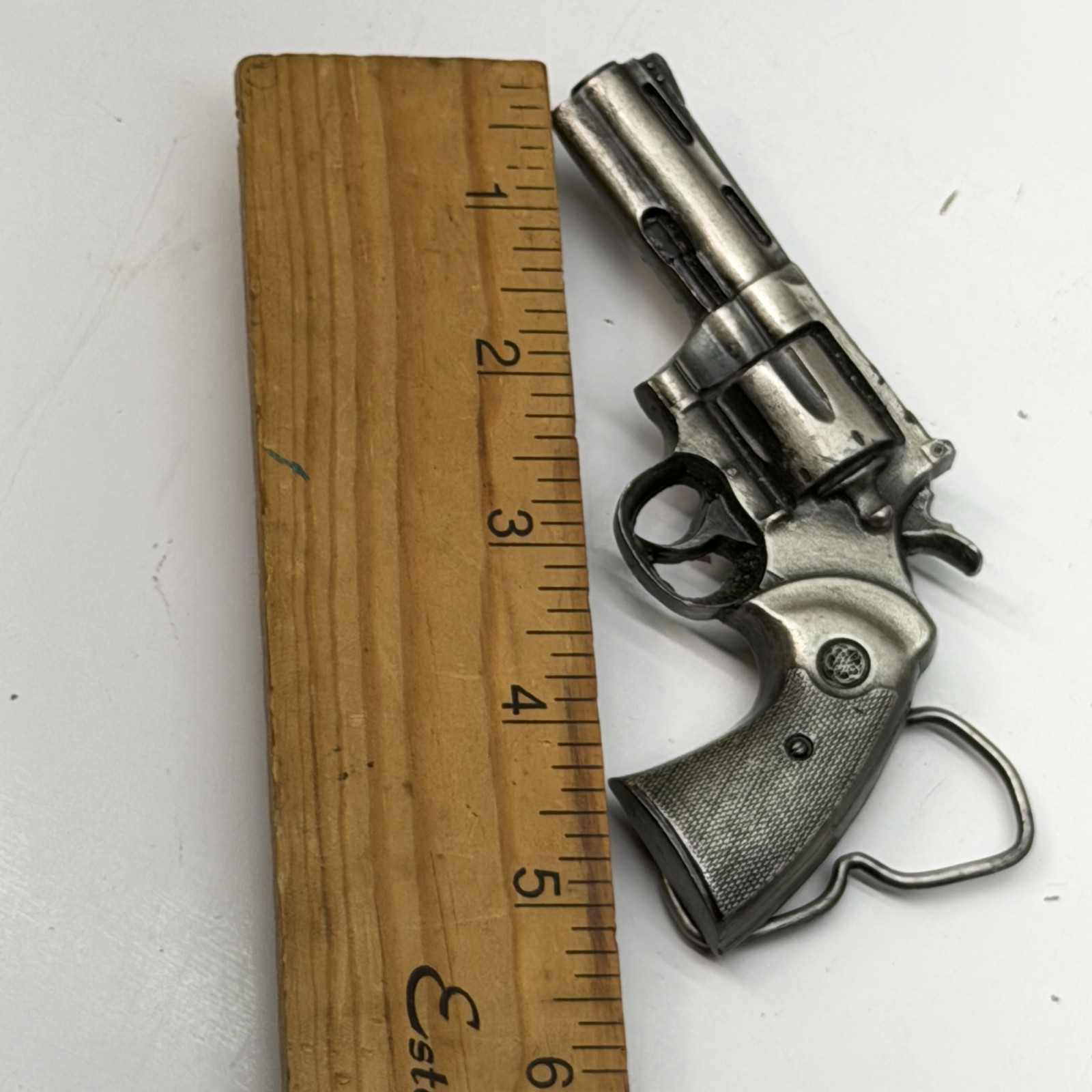 Vintage 1978 Bergamot Brass Works Revolver Pistol Gun Belt Buckle L-156 USA Mens