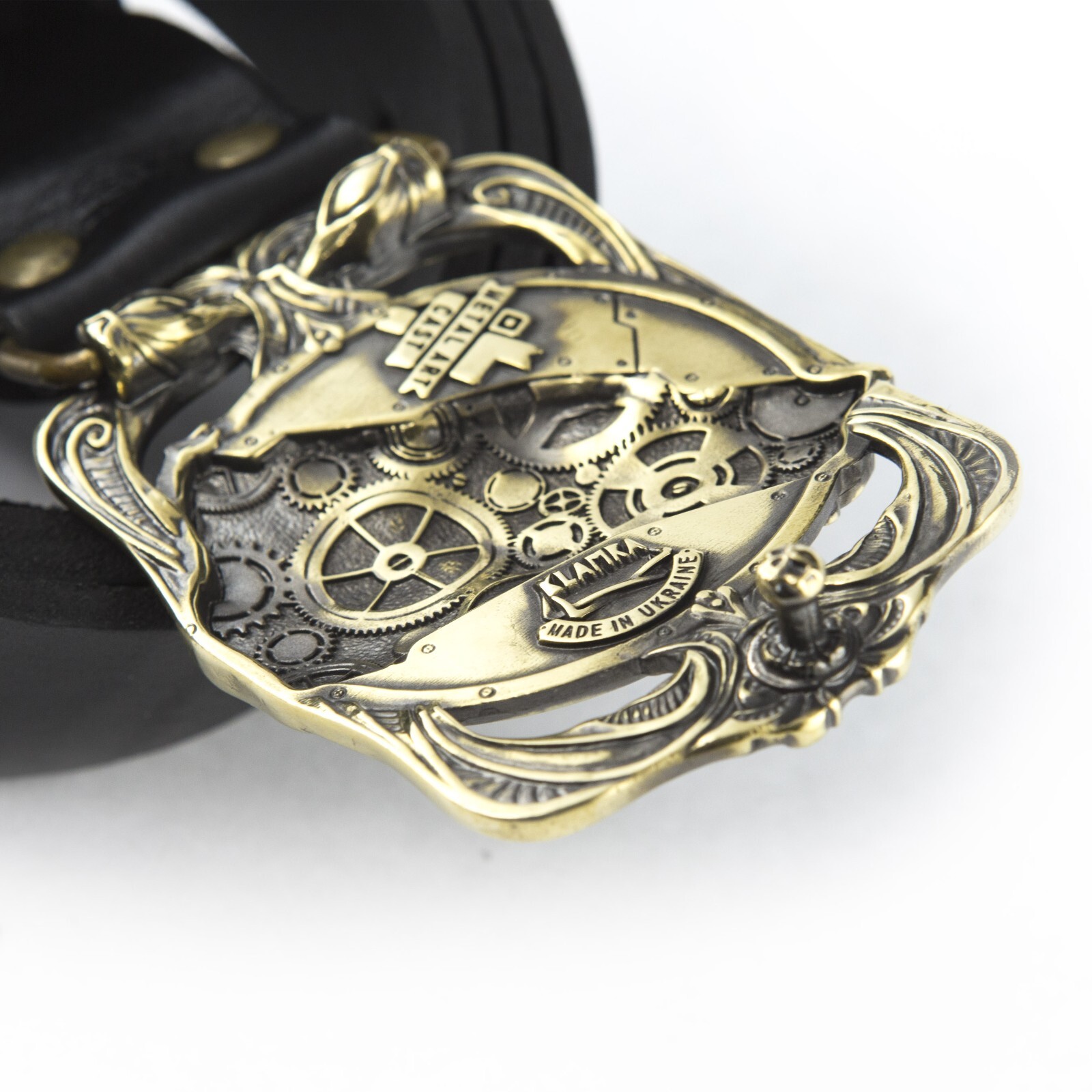 Belt buckle Steampunk Wolf, Solid brass sculptural victorian art wolf belt buckl