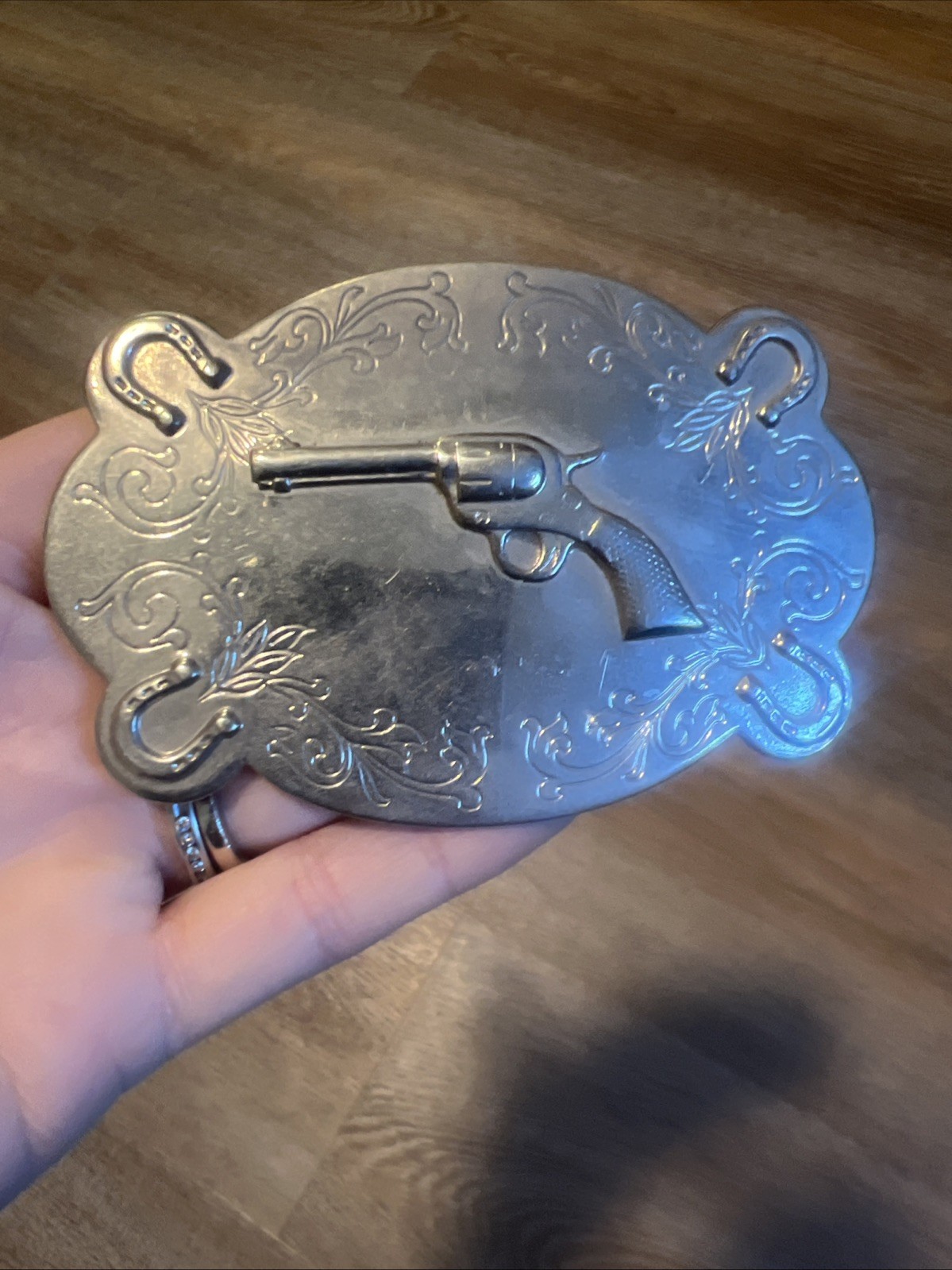 Vtg Revolver Horse Shoe Belt Buckle Gun Design Nickel Silver Plated Pre-owned