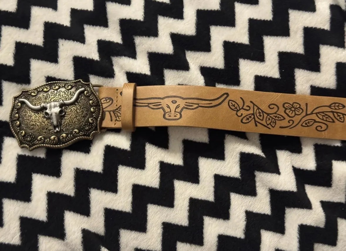 Vintage Western Cowboy Belt – Retro Buckle Printed Belt for Men & Women