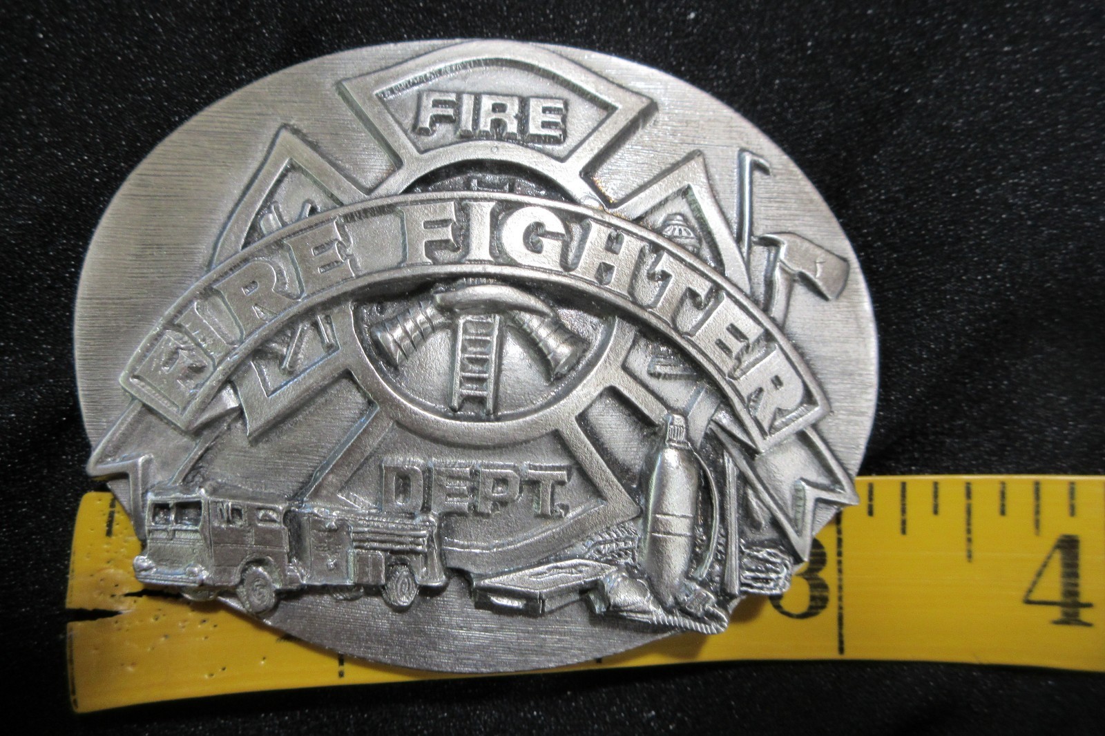 FIRE FIGHTER Belt Buckle Fire Dept. Siskiyou 1991 America&rsquo;s Heroes