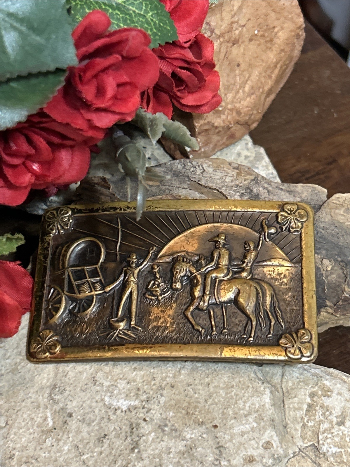 46. Vtg Brass Cowboy Wagon Clovers Round up Scene Belt Buckle 3 1/8&Prime; x 1 7/8&Prime;