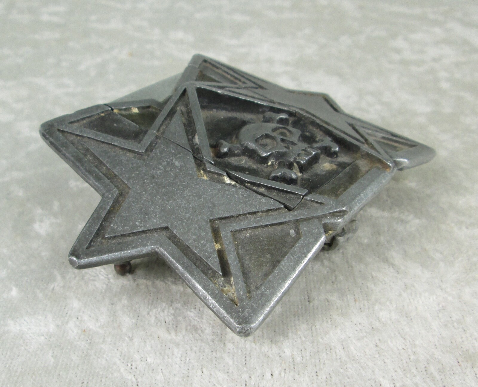 Skull Stars Belt Buckle Lighter Holder Bottle Opener Heavymetalbuckles