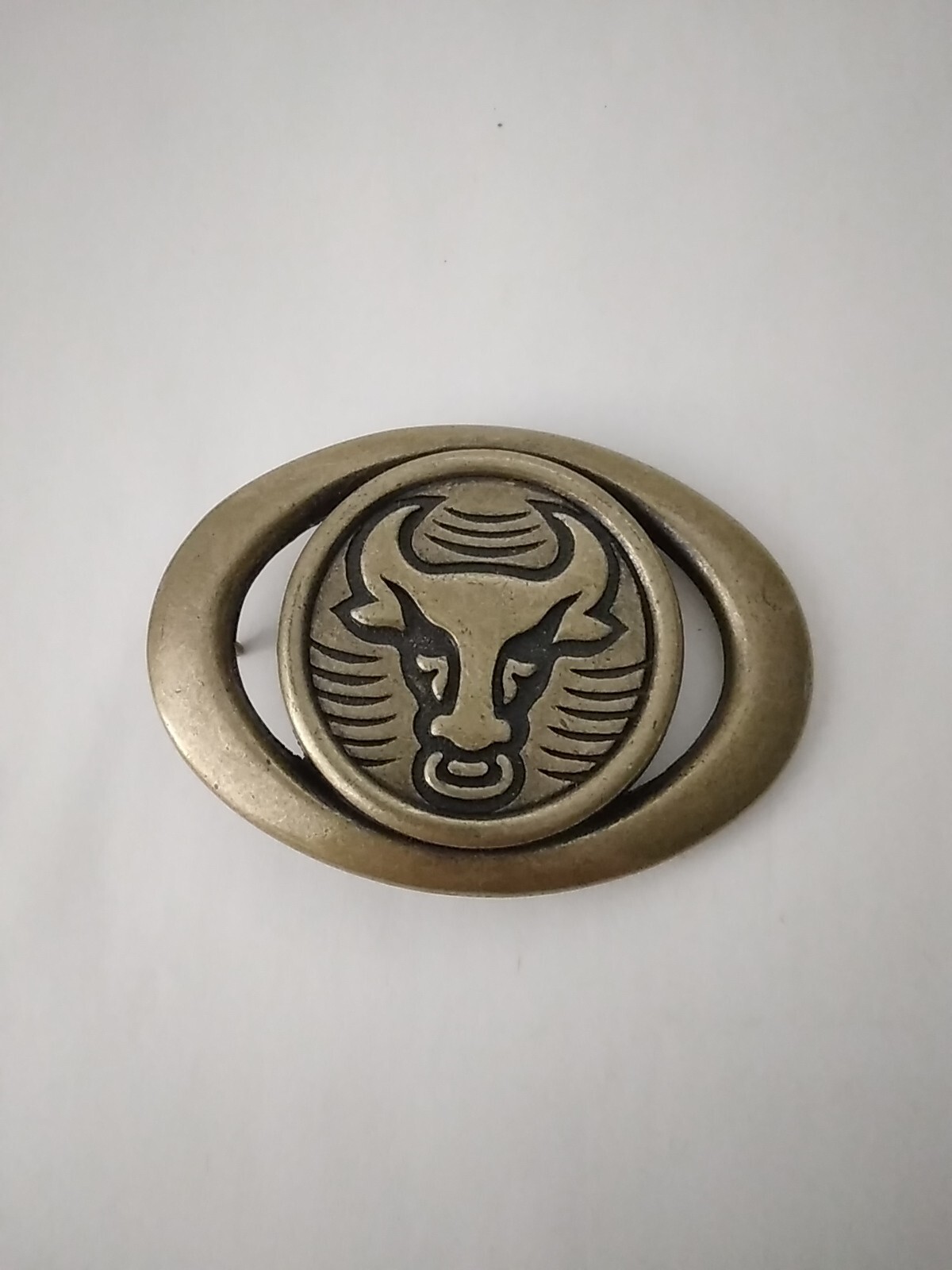 1980&rsquo;s Vintage Brass Bull Belt Buckle – Bull w/ ring in nose – Rodeo – Bullrider