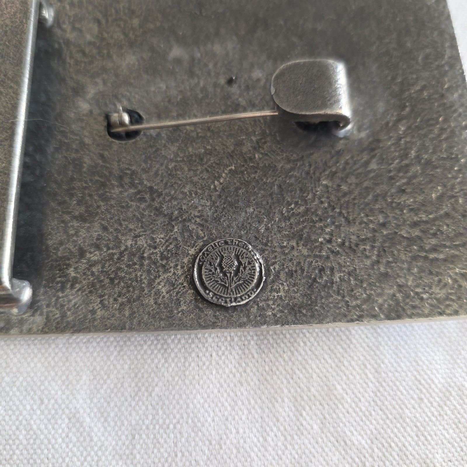 Rectangle Pewter Clan Belt Buckle w/ Pewter Gaelic Piper Crest Pin (Removeable)