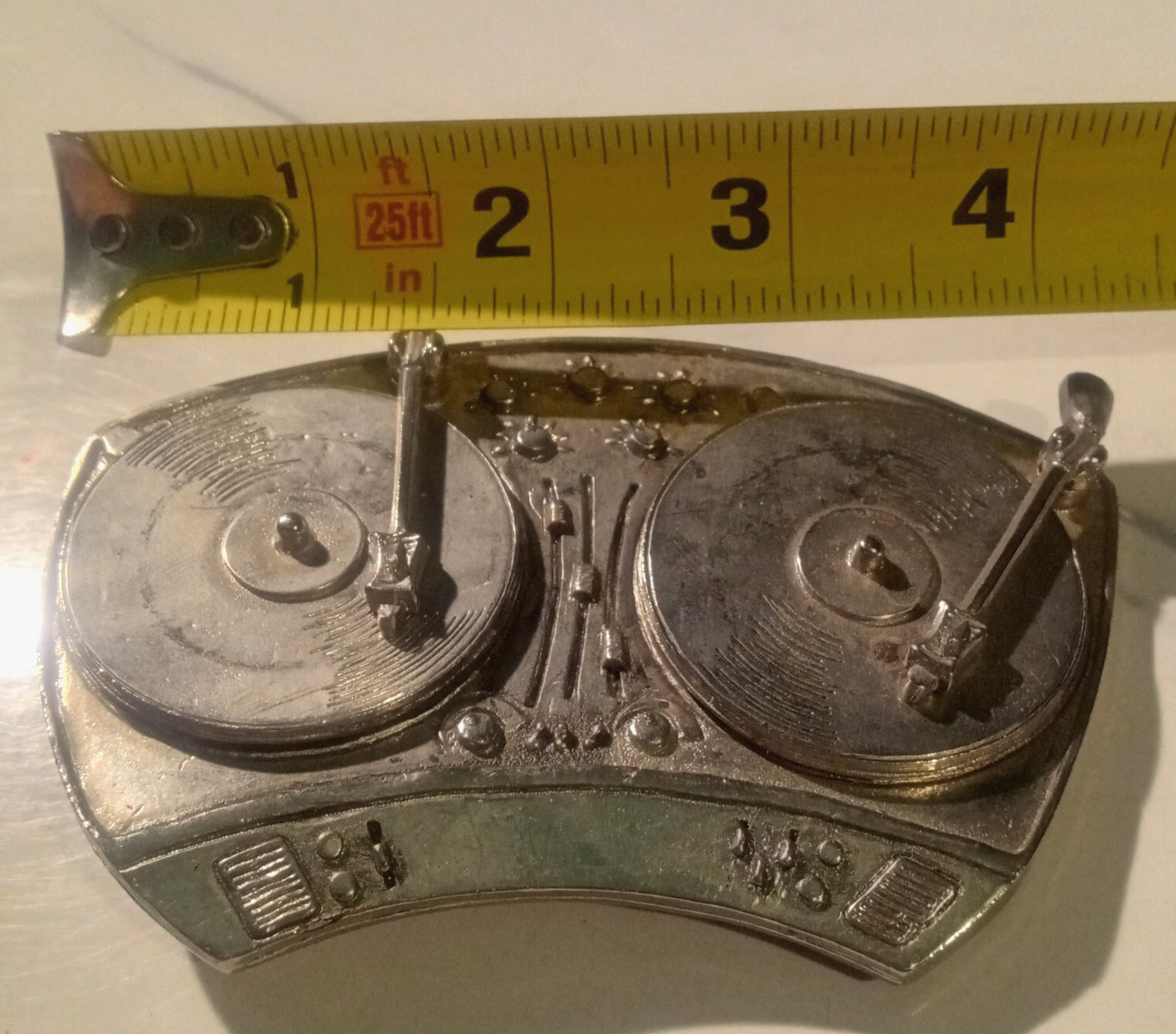 DJ Turn Tables Spinning Belt Buckle Silver Star Originator Vintage Made in USA