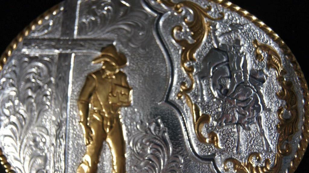 Crumrine Western Oval Roped Edge Buckle with Bull Rider & Cross C15106