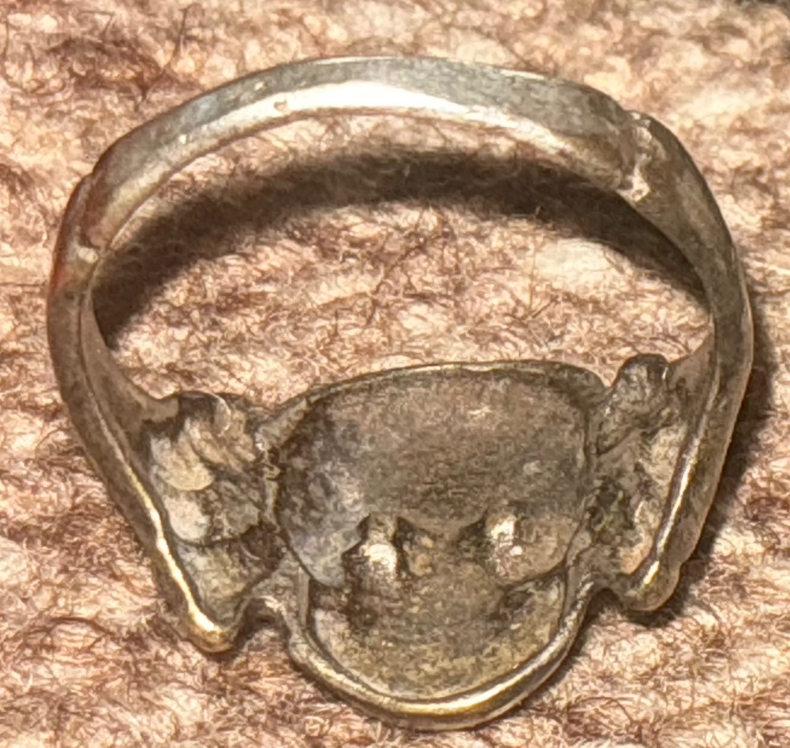 MEMONTO MORI – .925 Ring, Handmade, Eye Rubies! Size ~7.
