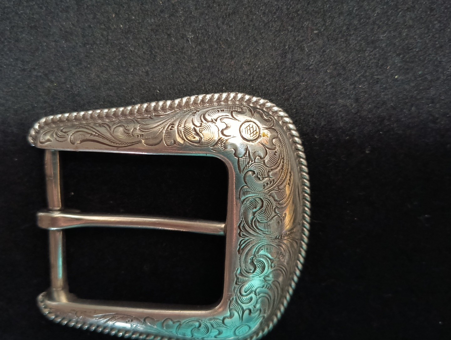 Vintage Western Style Belt Buckle Silver Tone Engraved Scroll & Flowers