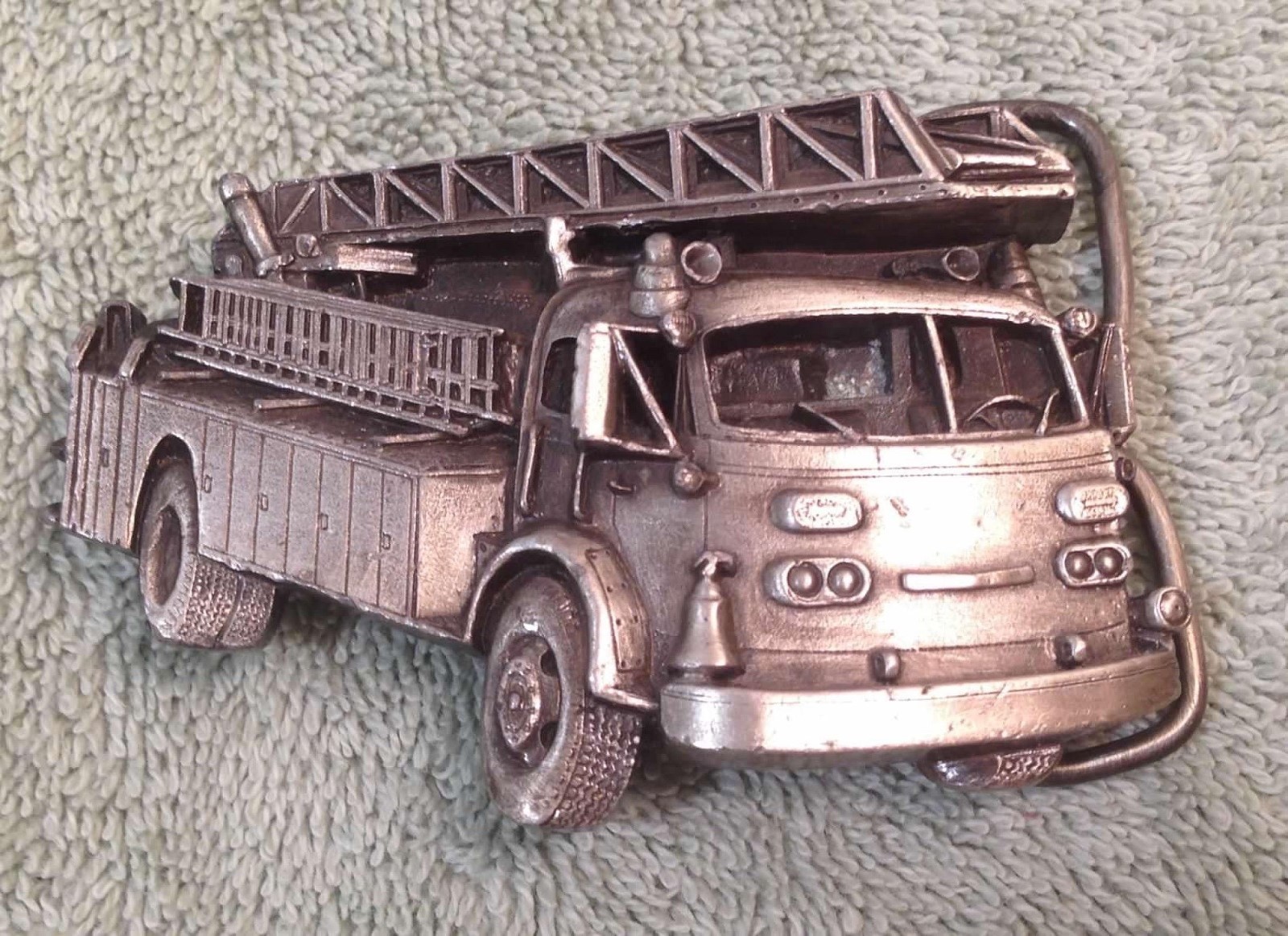 1978 Bergamot Brass Works Firetruck Ladder Truck Fireman Metal Belt Buckle Fire
