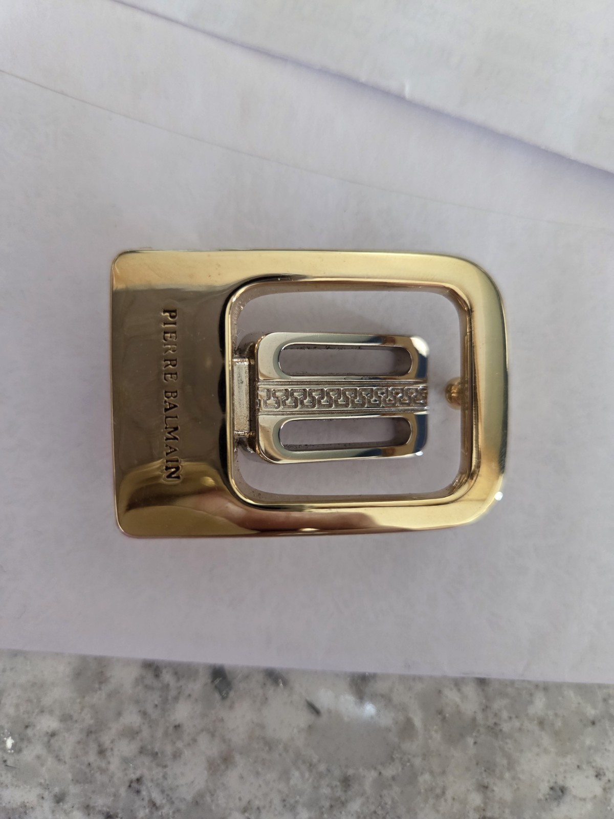 Pierre Balmain Gold Metal Men&rsquo;s Automatic Latch Geometric Belt Buckle